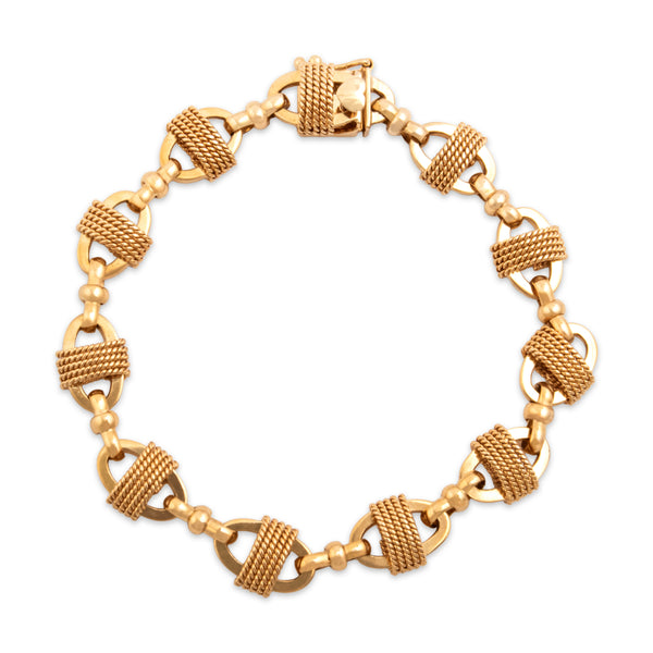 Vintage 14k Yellow Gold Sophisticated Cable Link Bracelet - Close-up view