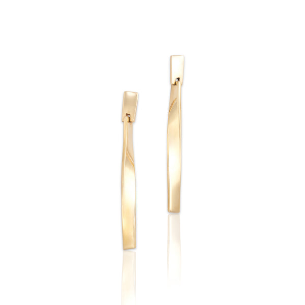 Vintage 14k Yellow Gold Long Chic Rectangular Twist Dangle Earrings - Close-up view