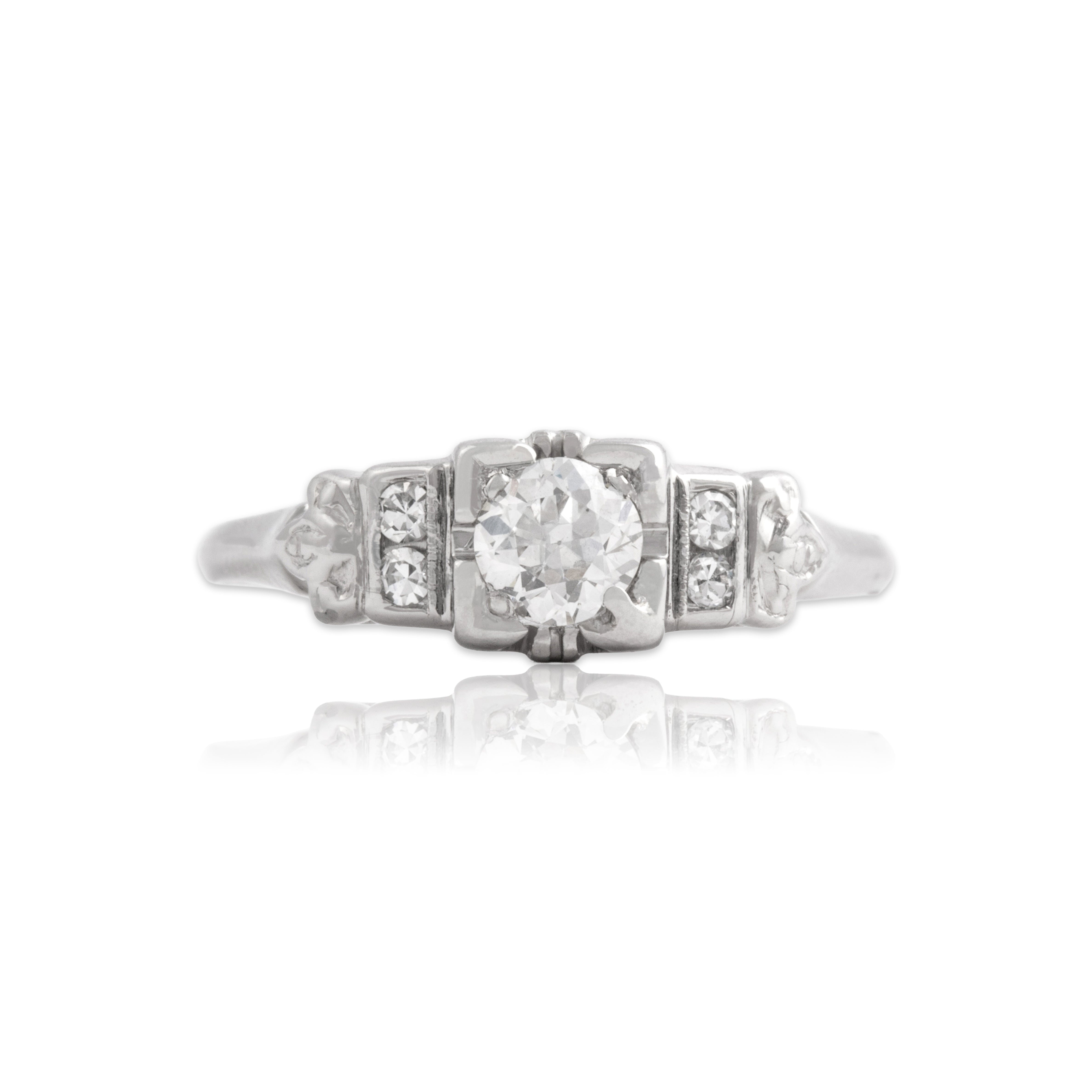 Antique 18k White Gold Old European Cut Diamond Sparkling Square-Set Line Ring - Close-up view