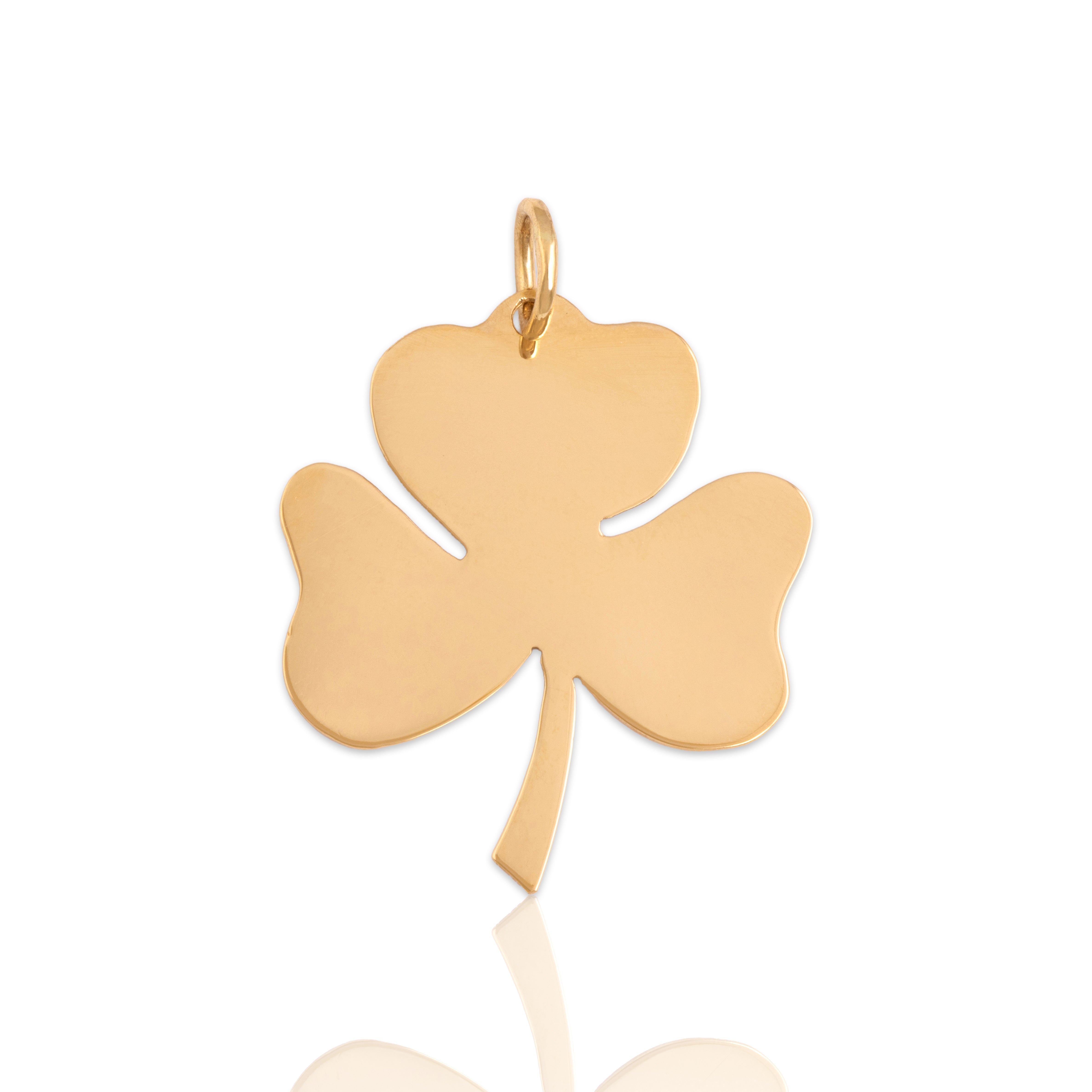 Vintage 14k Yellow Gold Gleaming Shamrock Charm / Pendant - Close-up view