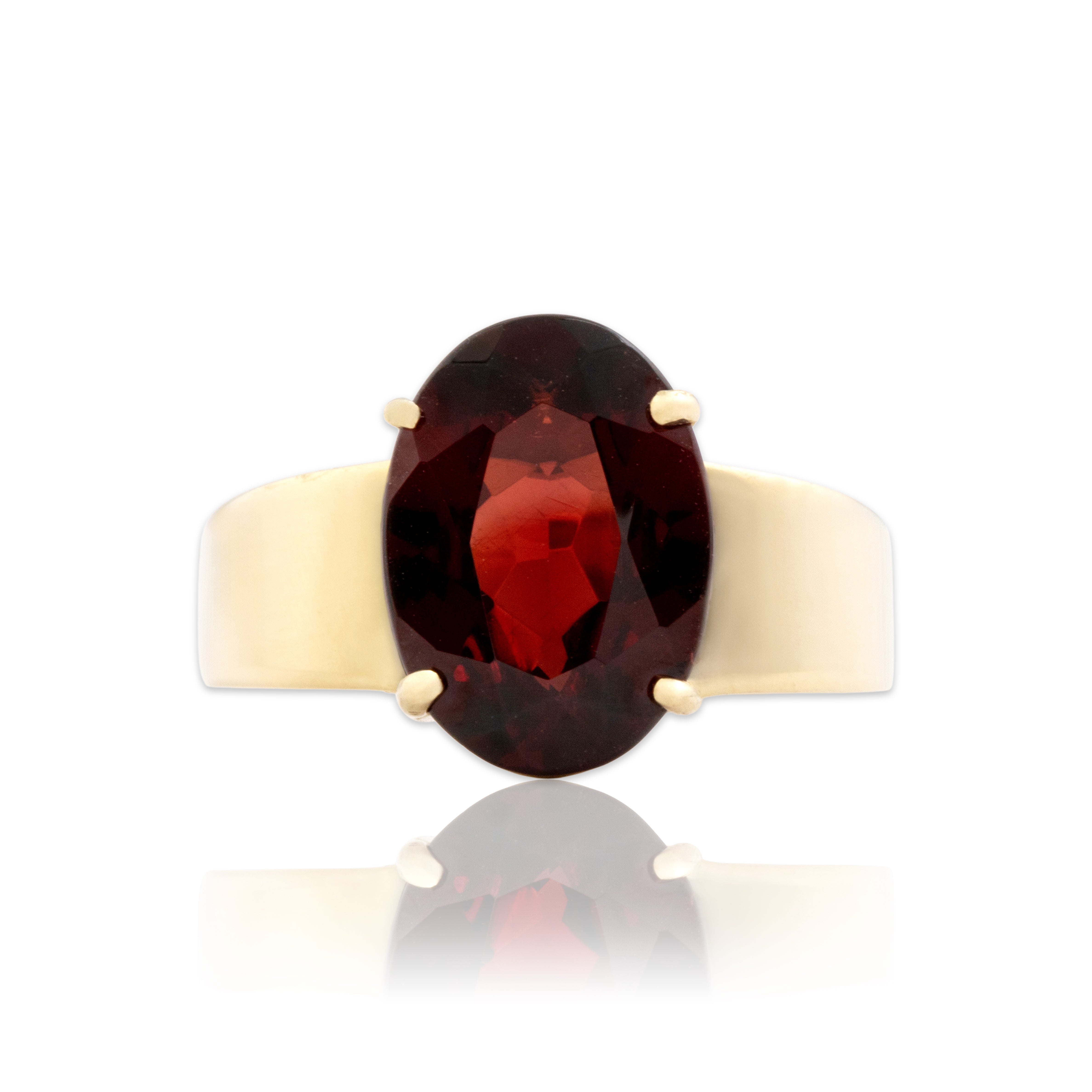 Vintage 10k Yellow Gold 5.21ct Garnet Bold Deep Crimson Oval Ring - Close-up view