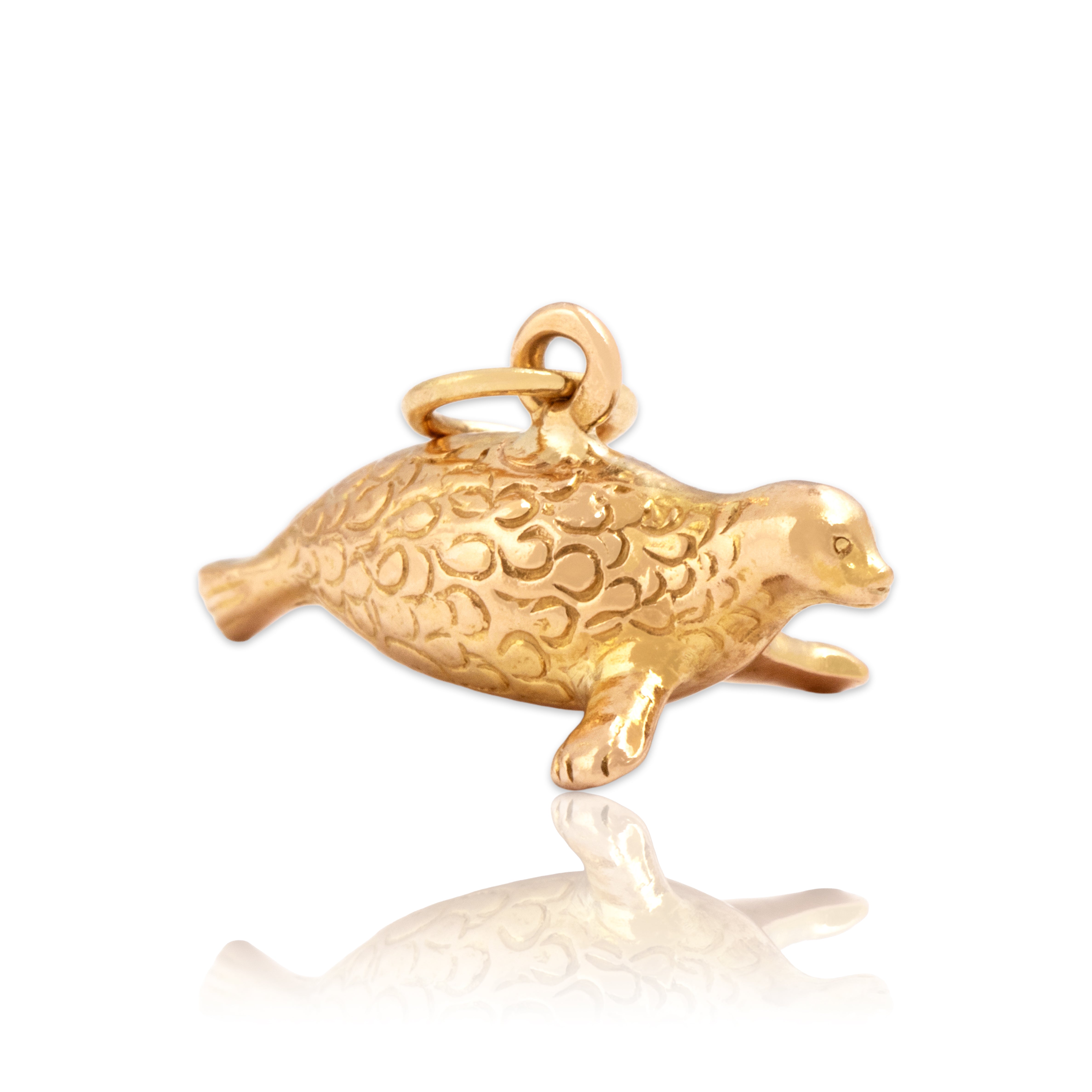 Vintage Portuguese 19k Rosy Yellow Gold Adorable Textured Puffy Seal Charm / Pendant - Close-up view