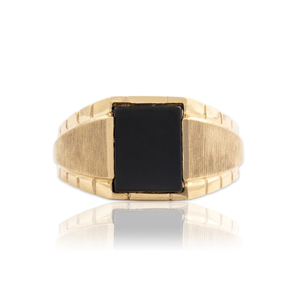 Vintage 14k Yellow Gold 12.23ct Onyx Bold Ribbed Shoulder Signet Ring - Close-up view