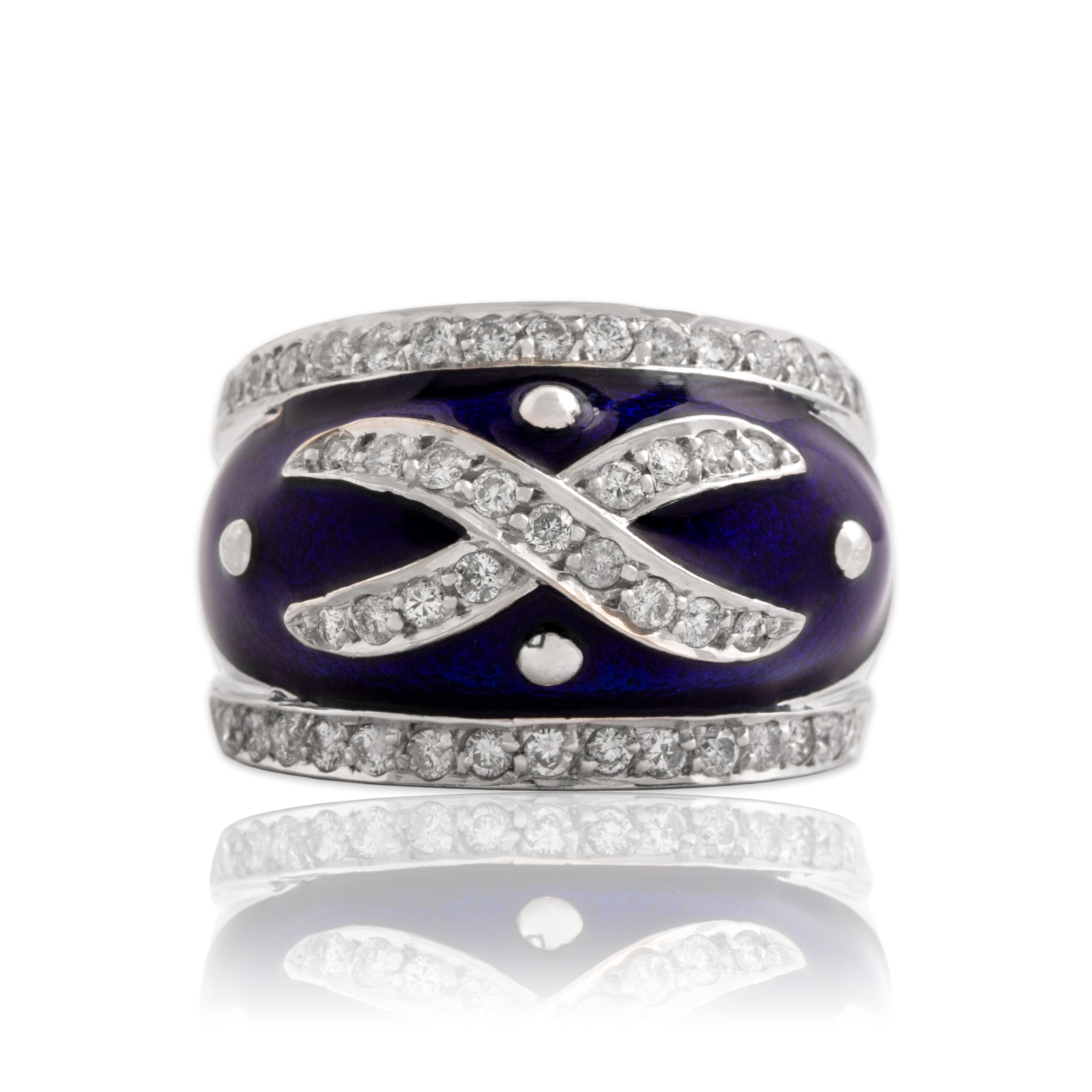 Vintage 18k White Gold Diamond Domed Blue Enamel Criss-Cross Band Ring - Close-up view