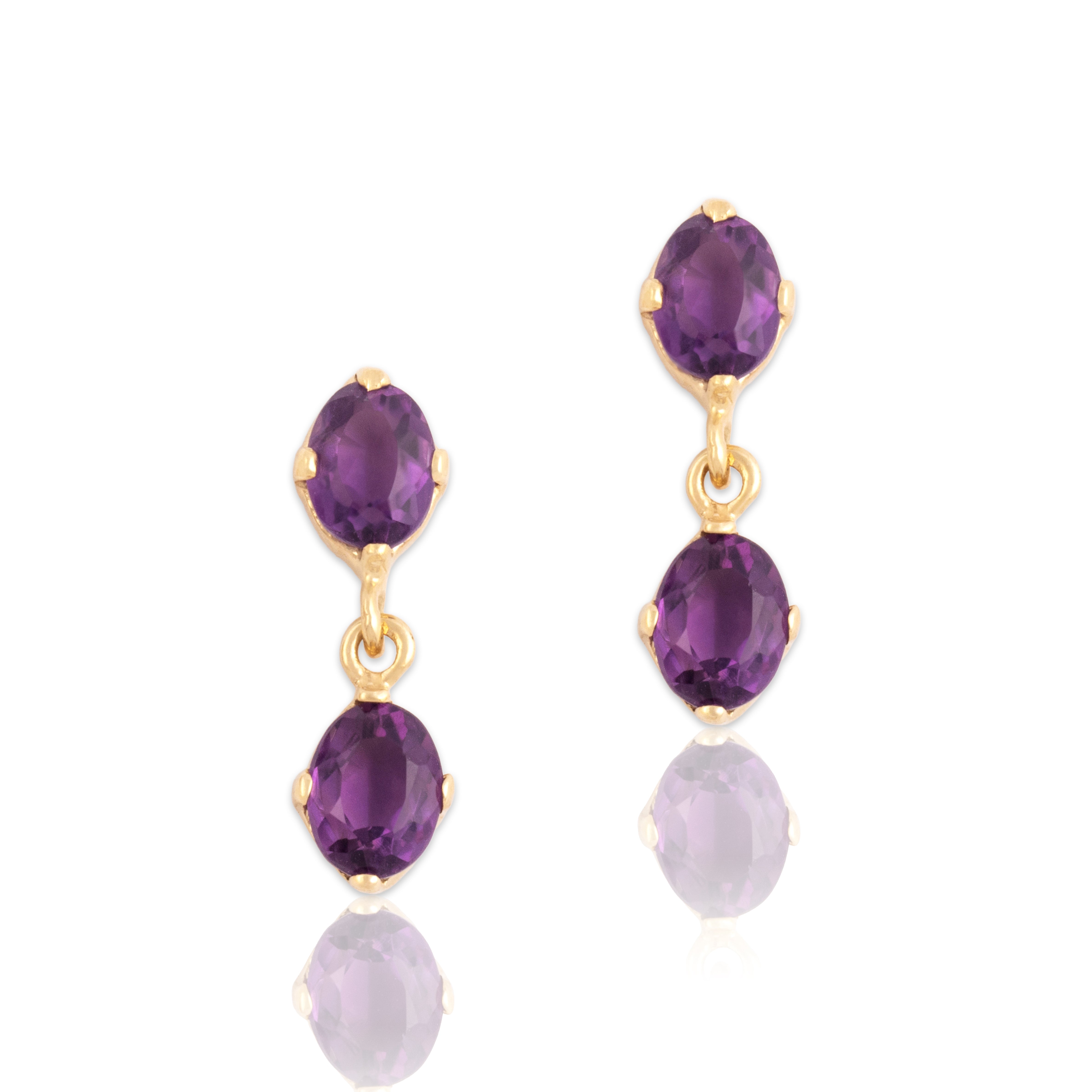 Vintage 14k Yellow Gold 2.52cttw Amethyst Chic Oval Duo Dangle Earrings - Close-up view