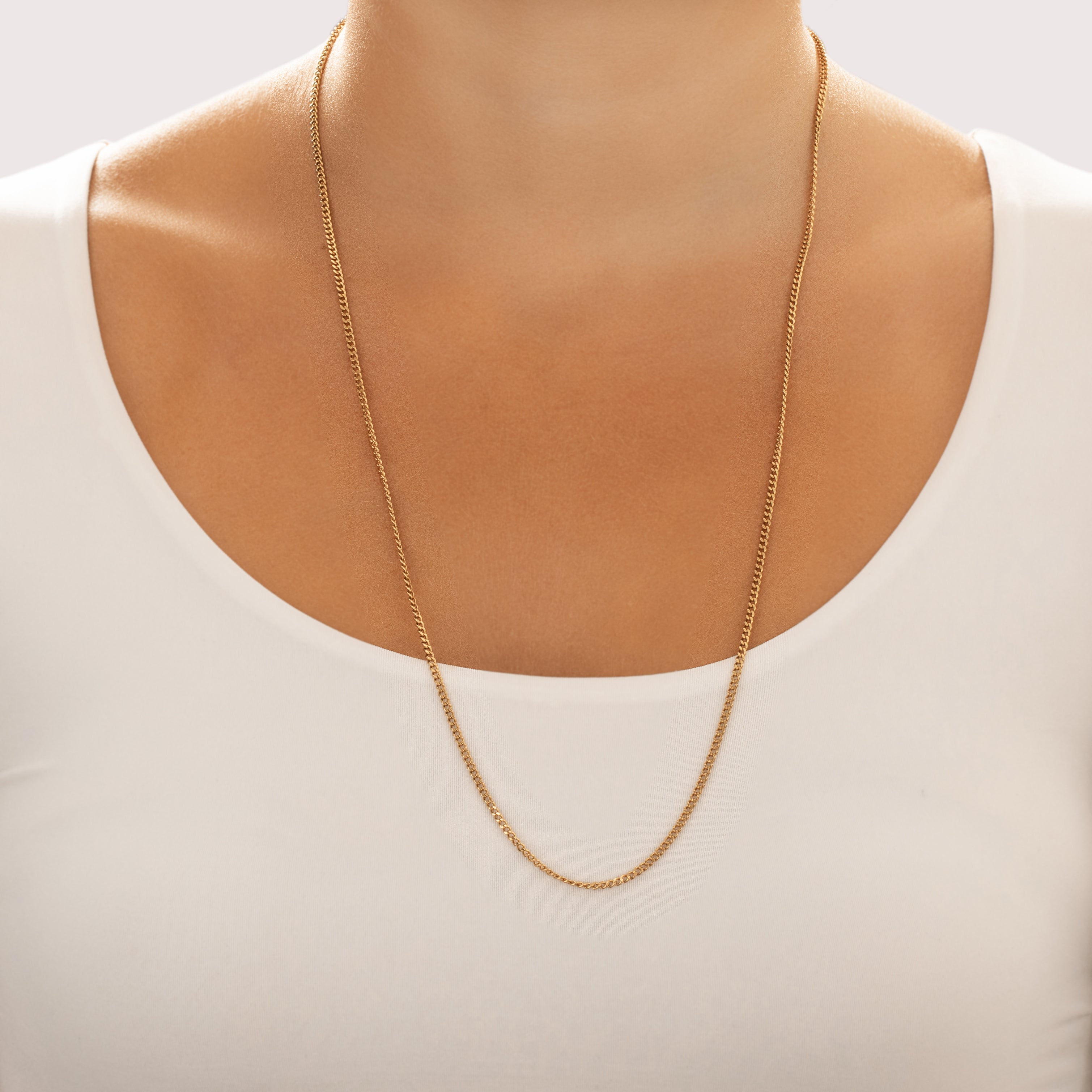 Vintage Italian 18k Yellow Gold 23mm Classic Long Curb Chain - On model view