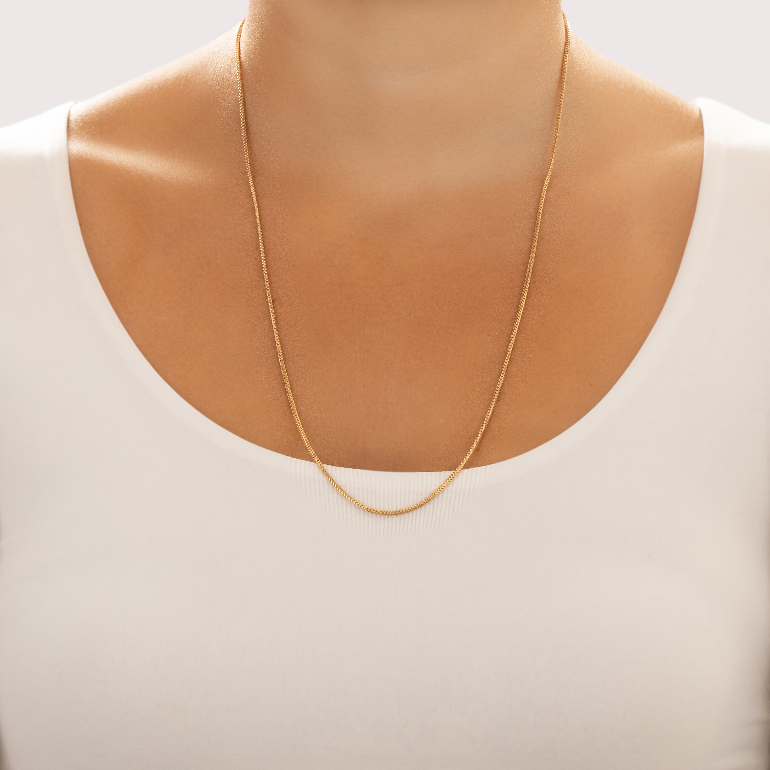 Vintage Italian 14k Yellow Gold 1.4mm Dimensional Sleek Foxtail Chain - On model view
