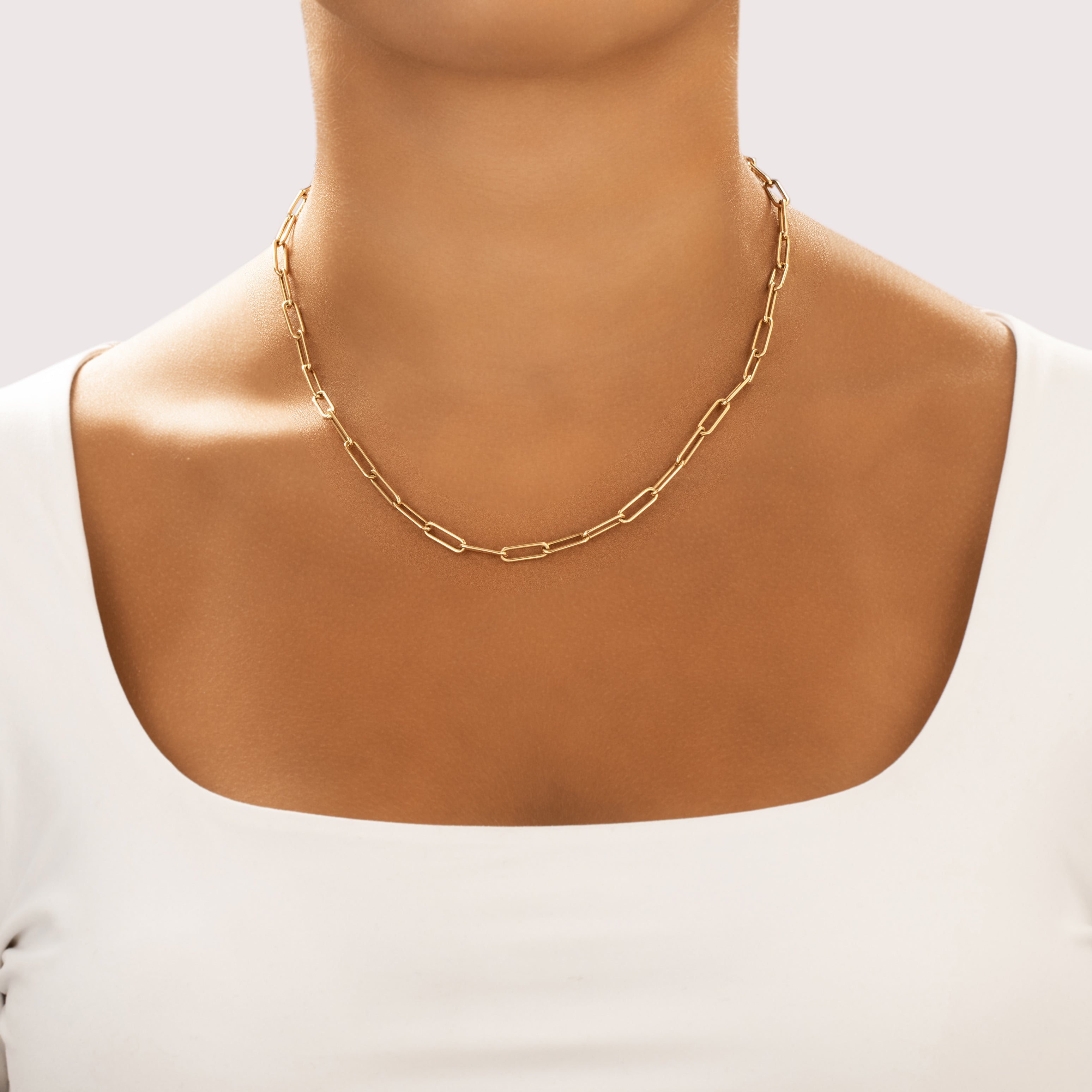 Estate Italian Lightweight 18k Yellow Gold Gleaming Paperclip Link Necklace - On model view