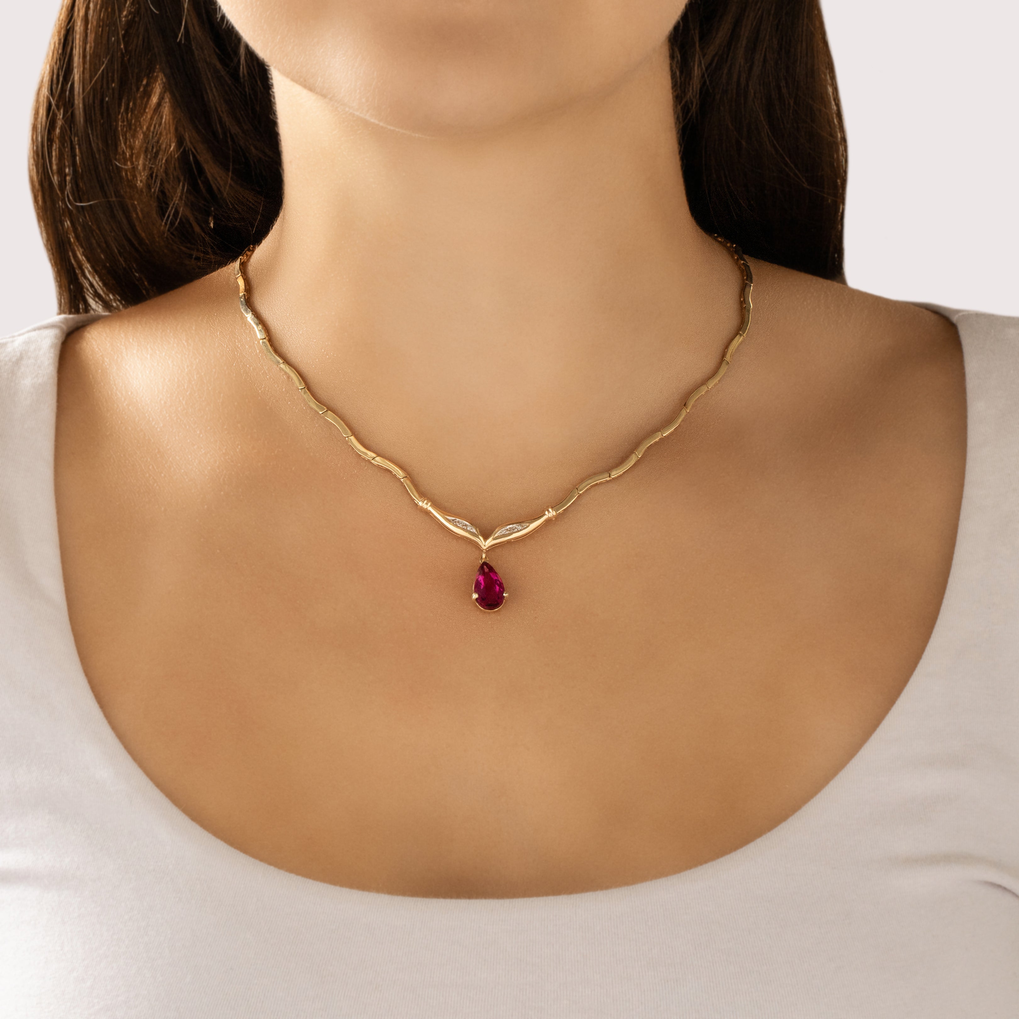 Vintage 14k Yellow Gold 2.87ct Pink Tourmaline Diamond Elegant Pear Dangle Necklace - On model view