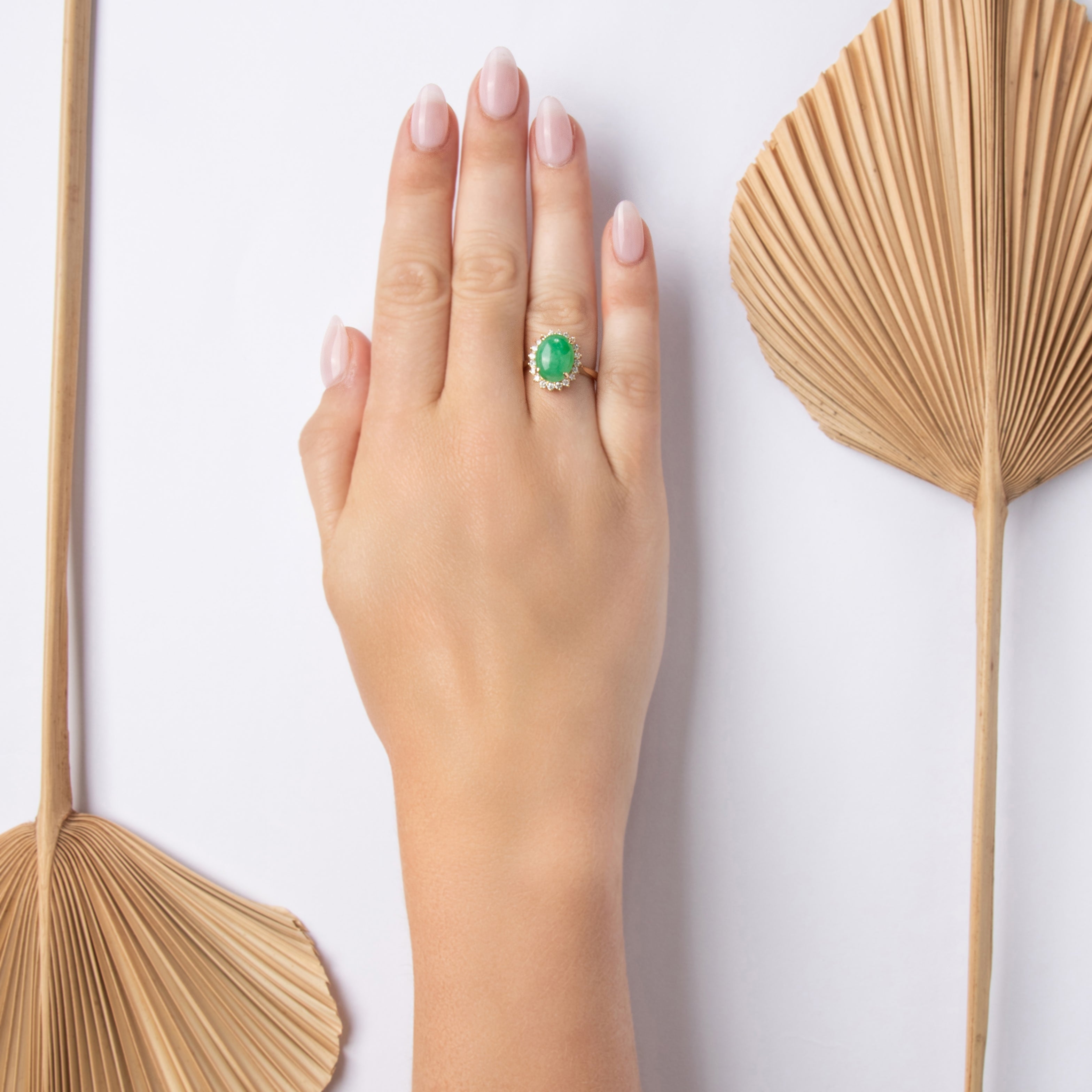 Vintage 14k Yellow Gold 3.53ct Jade Diamond Incredible Sparkling Halo Cocktail Ring - On model view