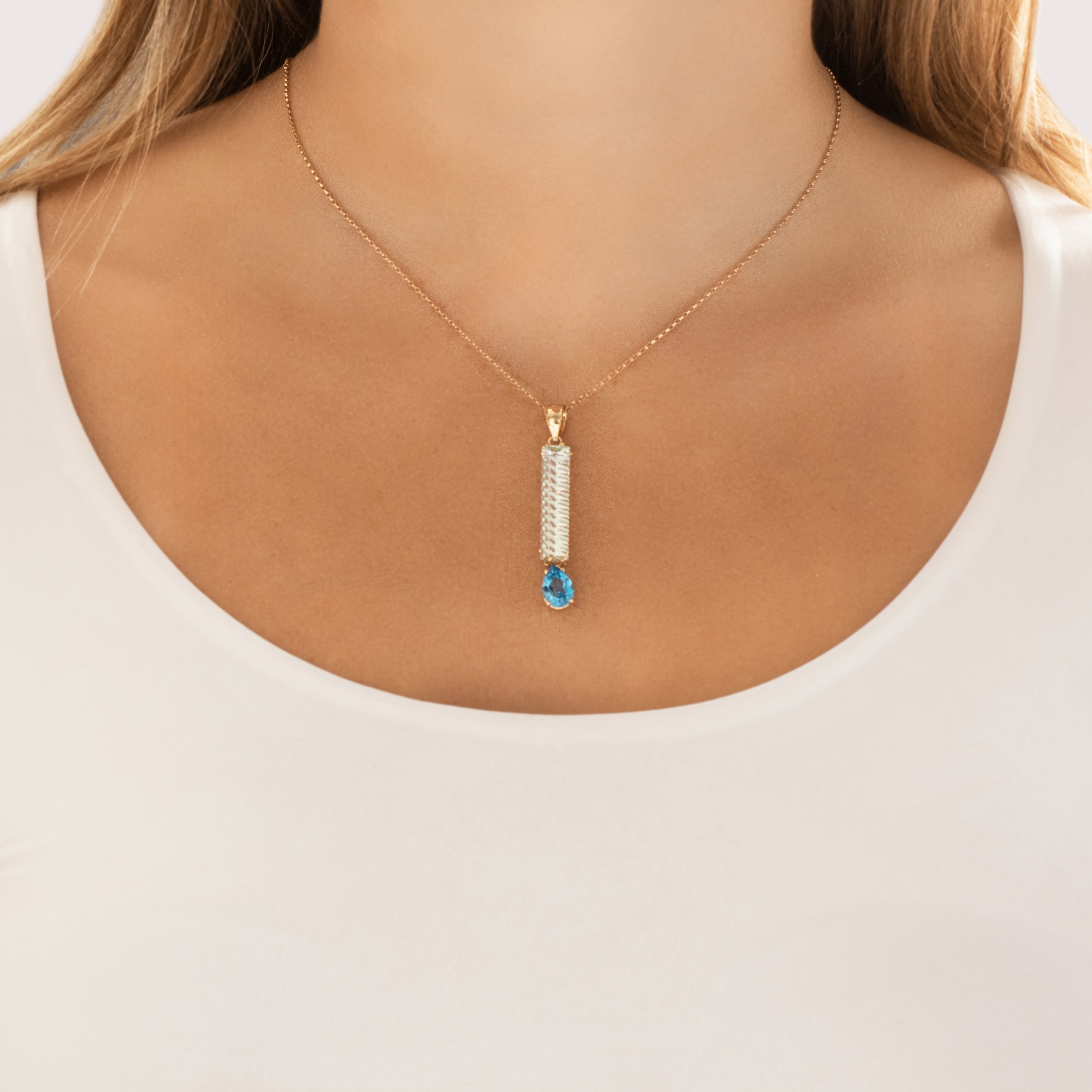 Vintage 14k Yellow Gold 5.26ct Aquamarine 2.09ct Blue Topaz Long Fancy-Cut Dangle Pendant - On model view