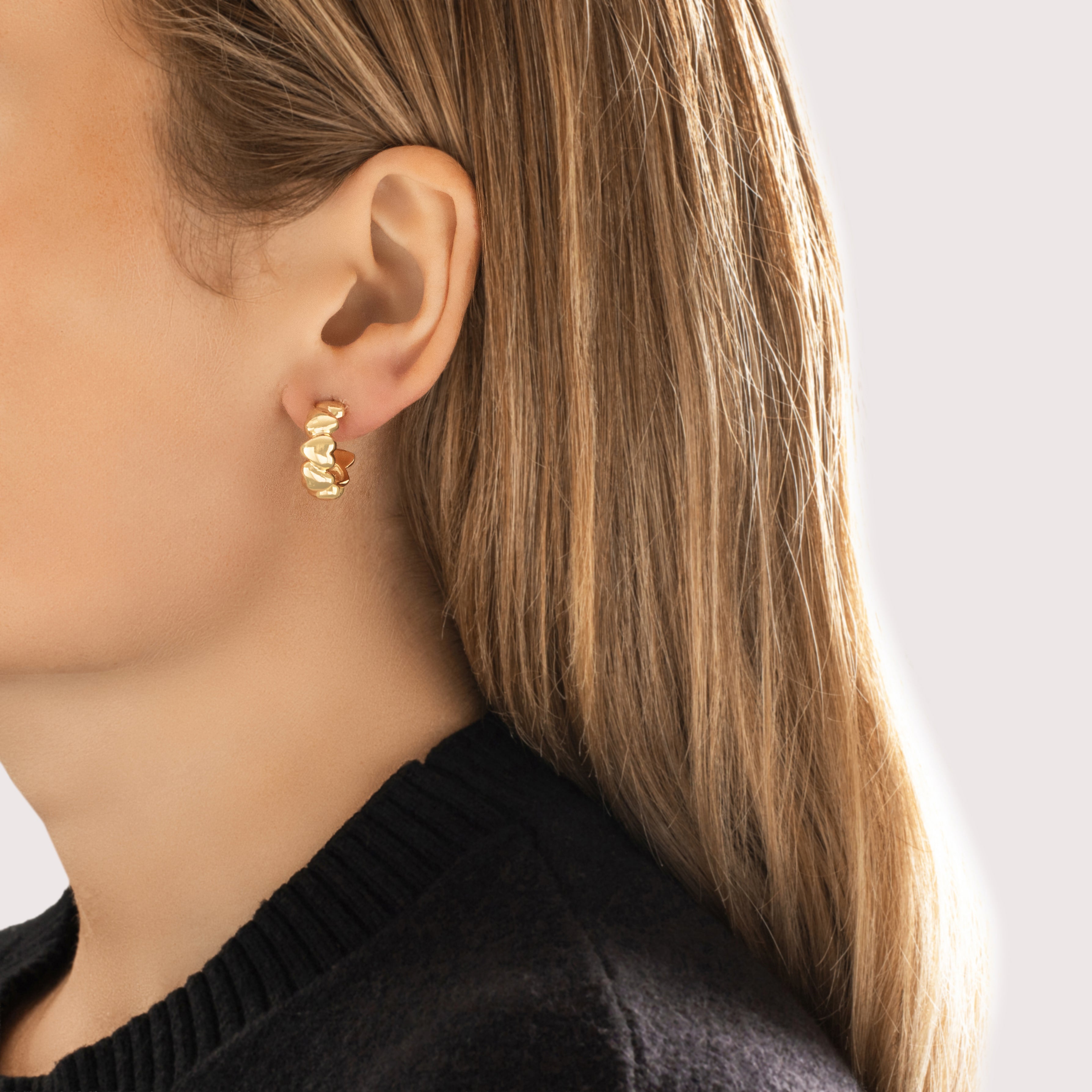 Vintage Italian 14k Yellow Gold Gleaming Alternating Heart Half-Hoop Earrings - On model view