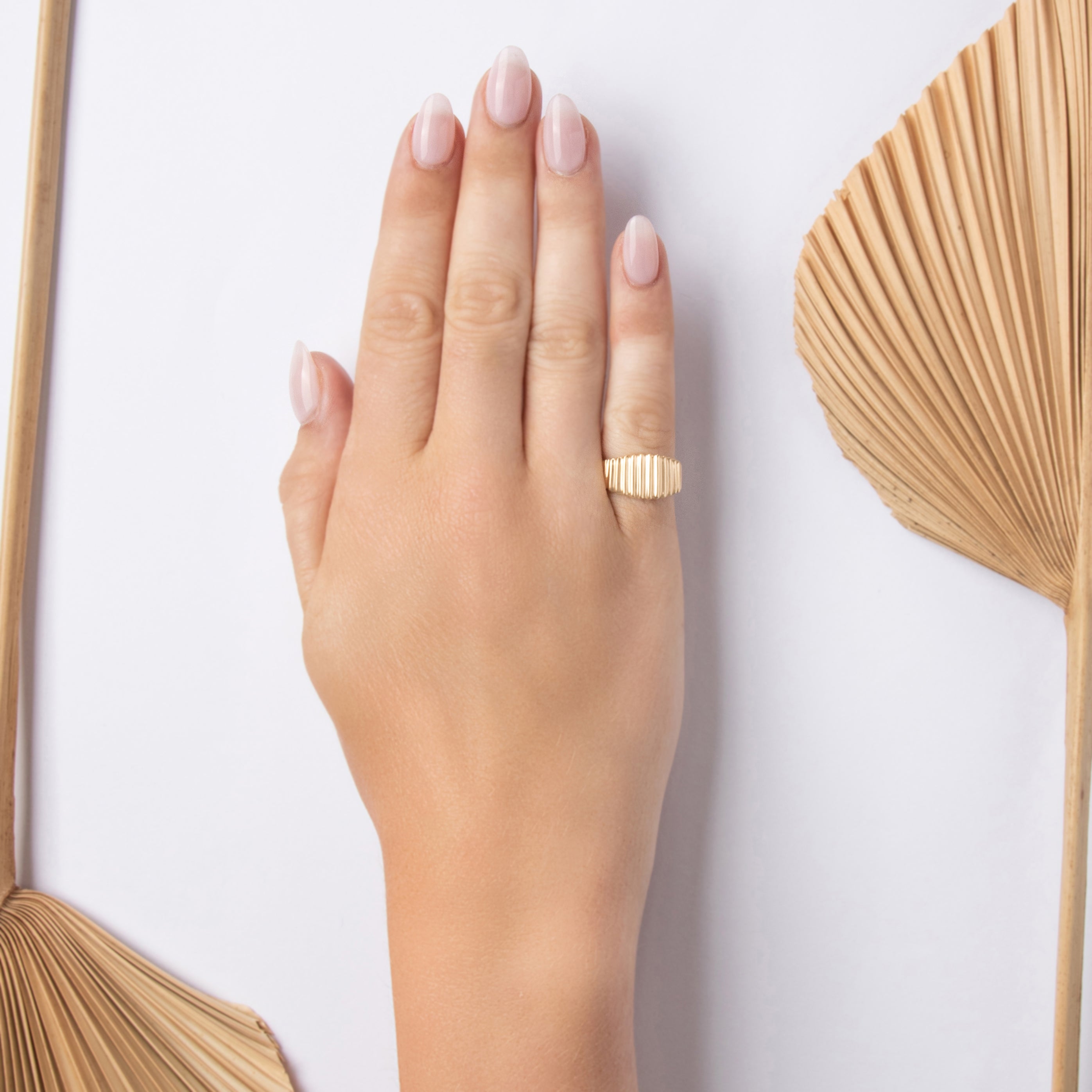 Vintage 14k Yellow Gold Graduated Ribbed Band Ring - On model view