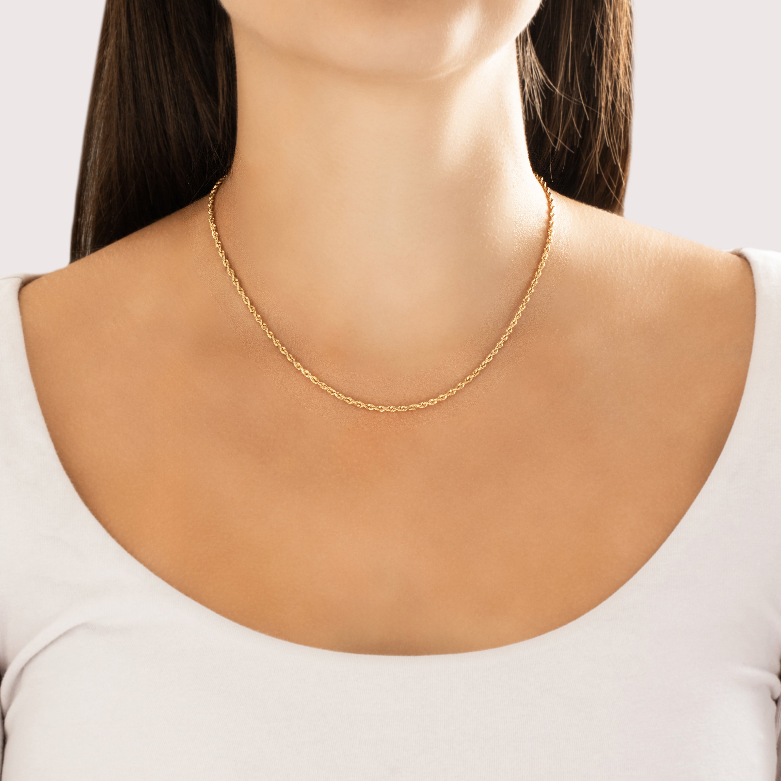 Vintage 14k Yellow Gold 2.25mm Classic Rope Chain - On model view