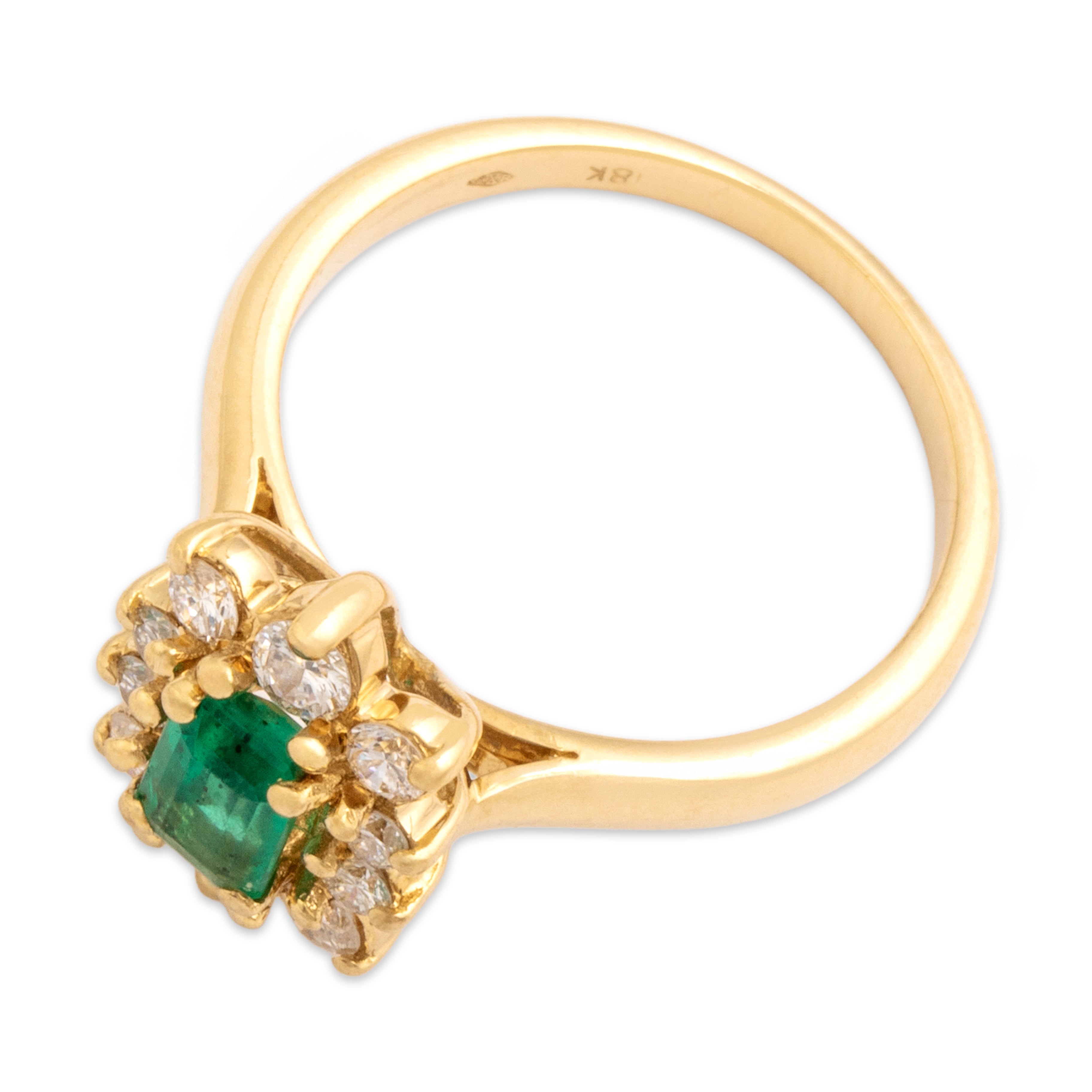 Vintage Dutch 18k Yellow Gold Emerald Diamond Superb Glittering Halo Ring - Overall view