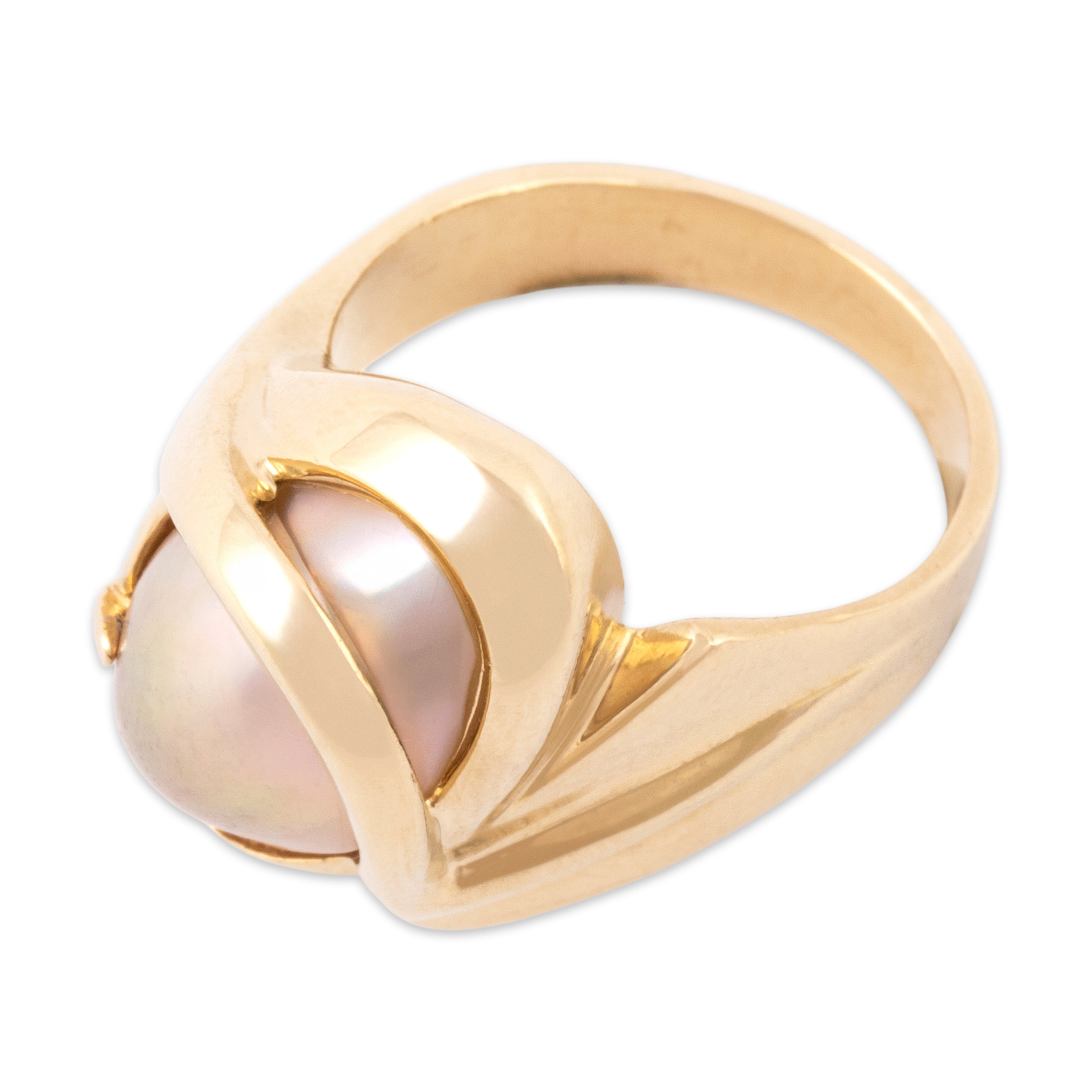 Vintage Heavy 14k Yellow Gold Mabé Pearl Luminous Sculptural Ring - Overall view
