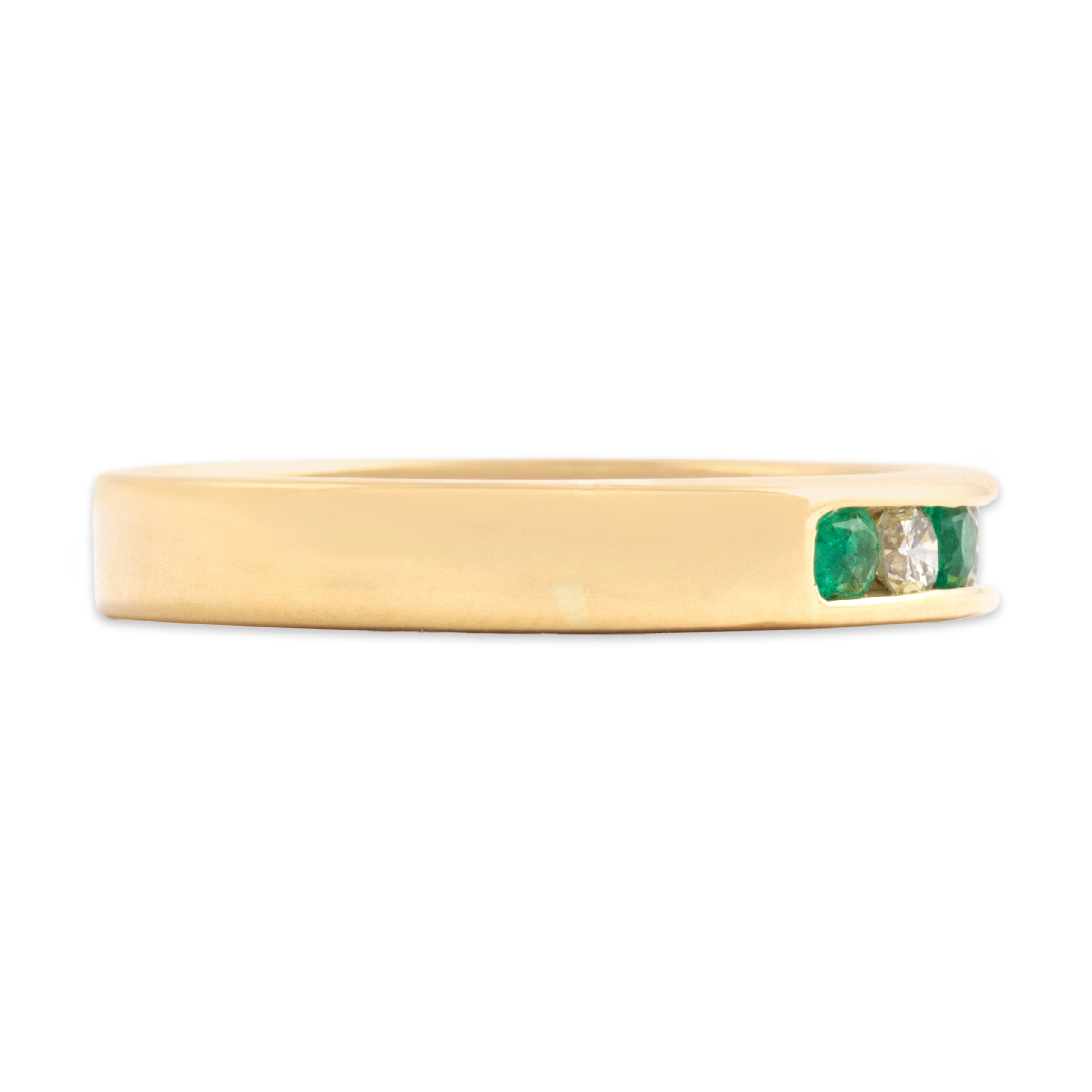 Vintage 18k Yellow Gold Emerald Diamond Evergreen Alternating Channel Band Ring - Side view