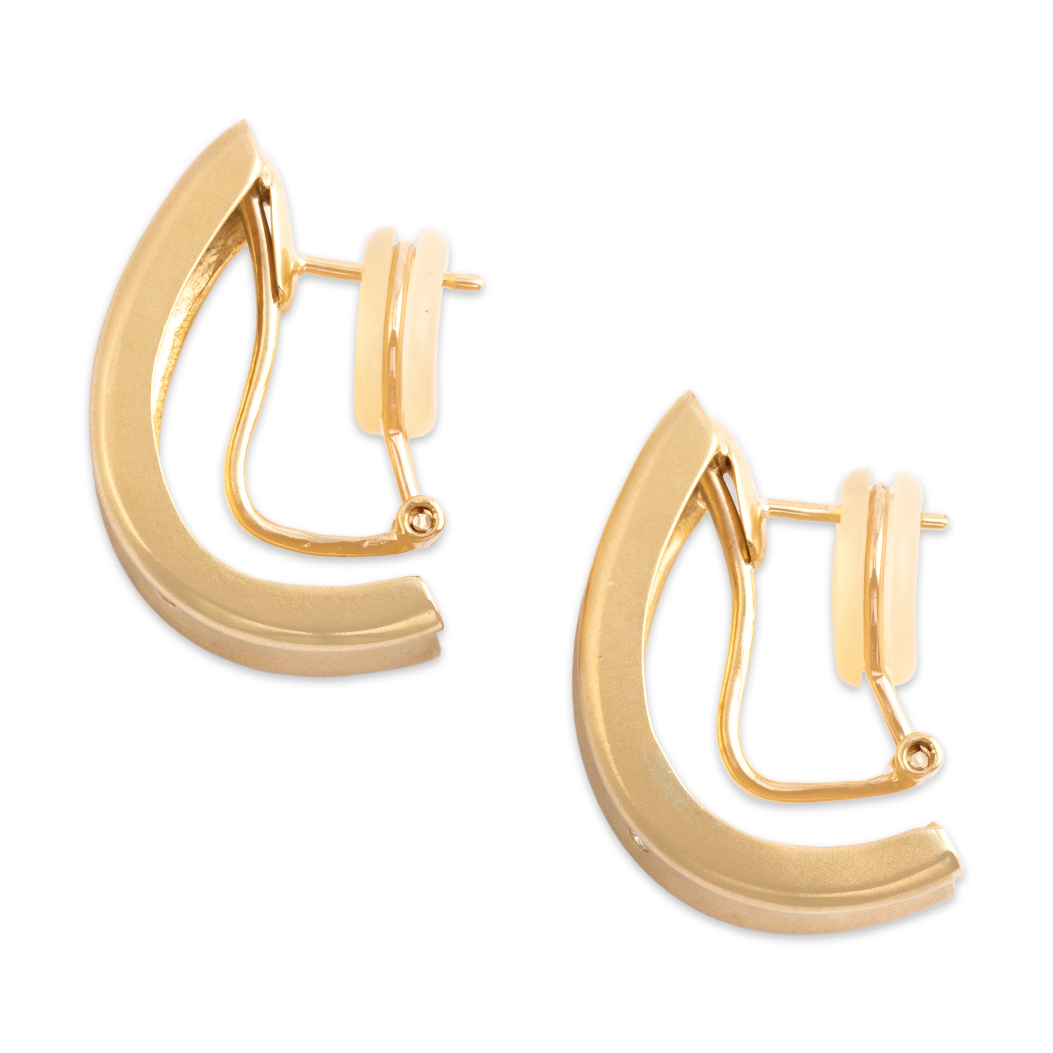 Vintage 18k Yellow Gold [Custom Carat] Modern Satin Inset Omega-Back Earrings - Side view
