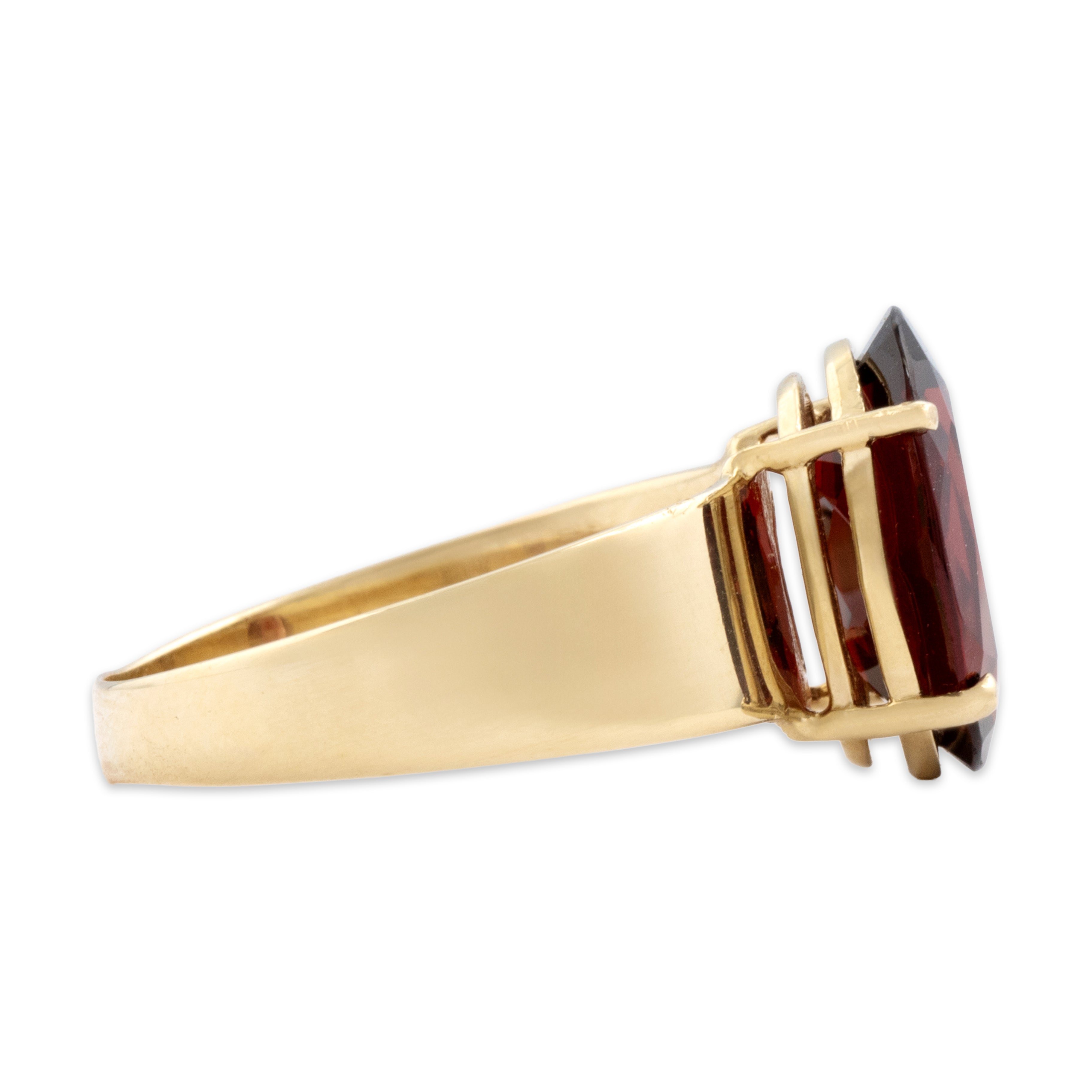 Vintage 10k Yellow Gold 5.21ct Garnet Bold Deep Crimson Oval Ring - Side view