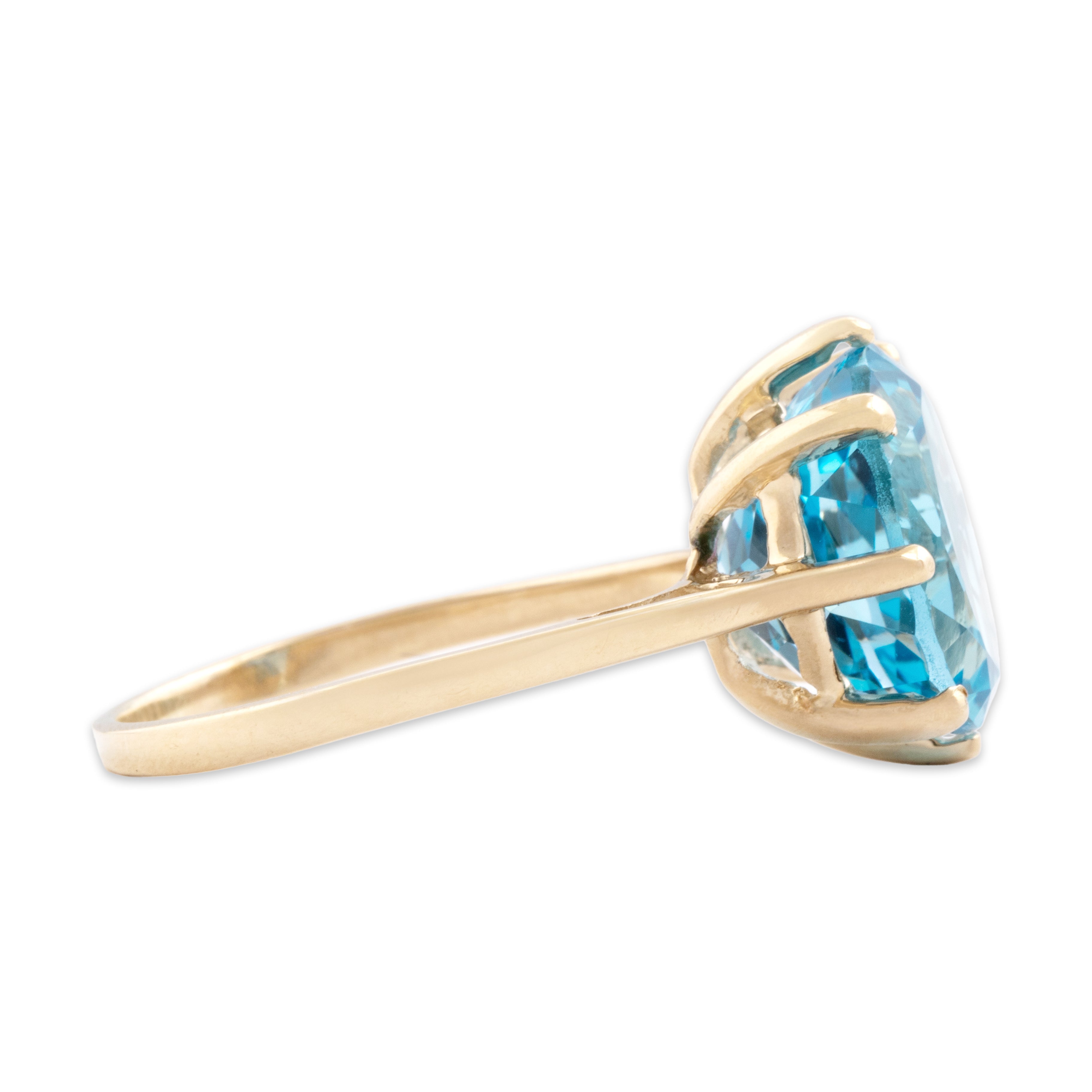 Vintage 14k Yellow Gold 9.21ct Blue Topaz Fabulous Aquatic Solitaire Cocktail Ring - Side view