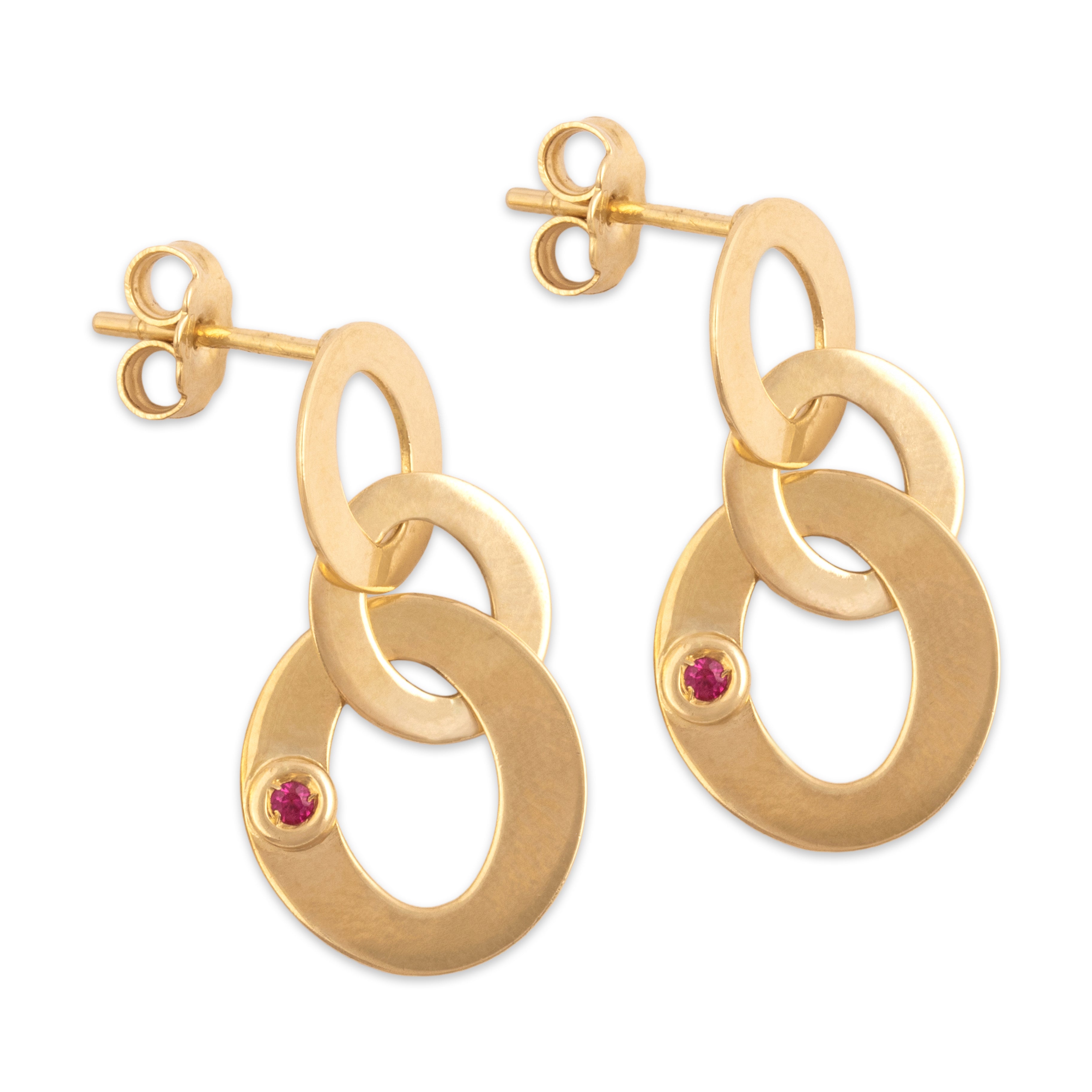Estate Roberto Coin Italian 18k Yellow Gold Gleaming Oval Link Dangle Earrings - Overall view
