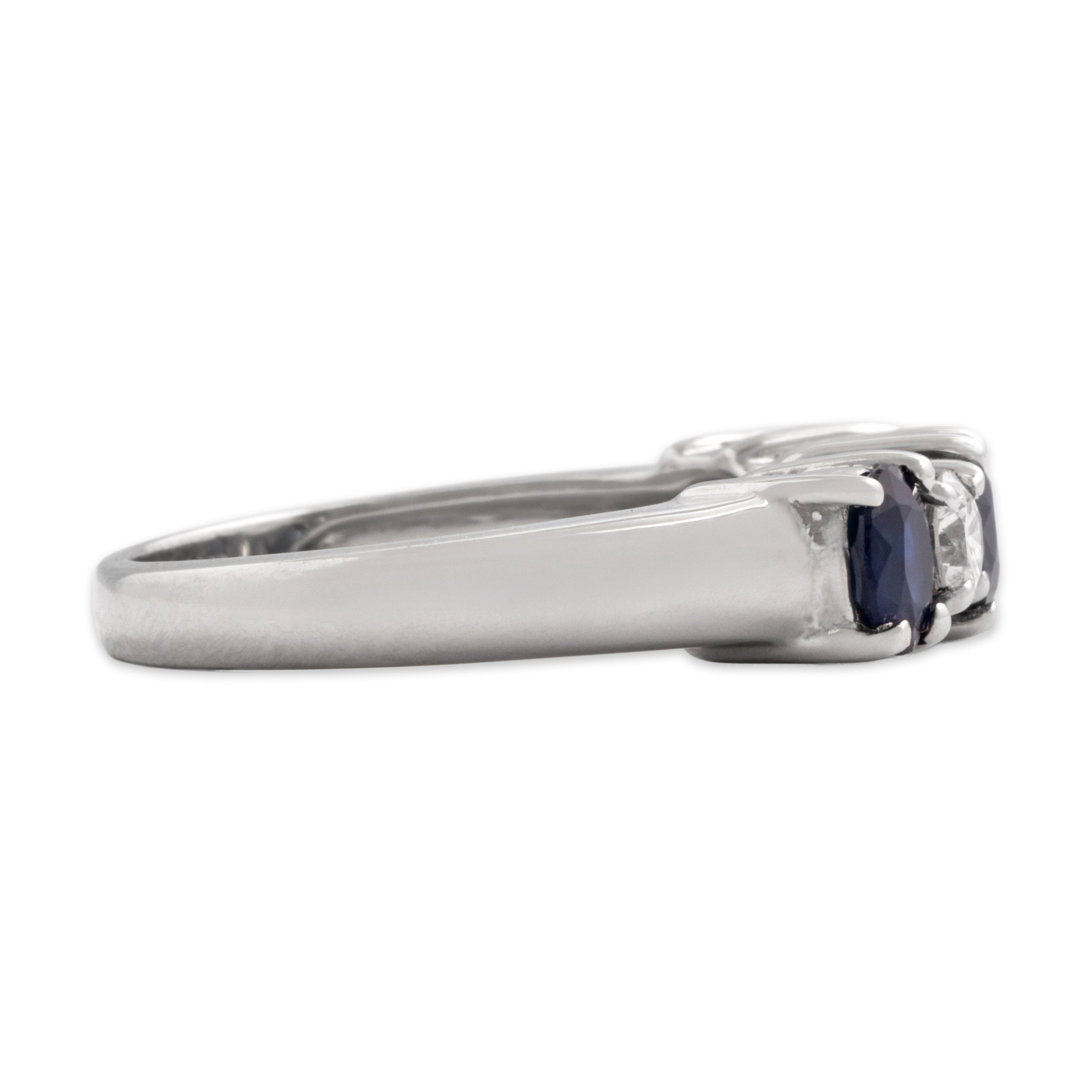 Vintage 14k White Gold 1.34cttw Blue Sapphire Diamond Glittering Alternating Line Ring - Side view