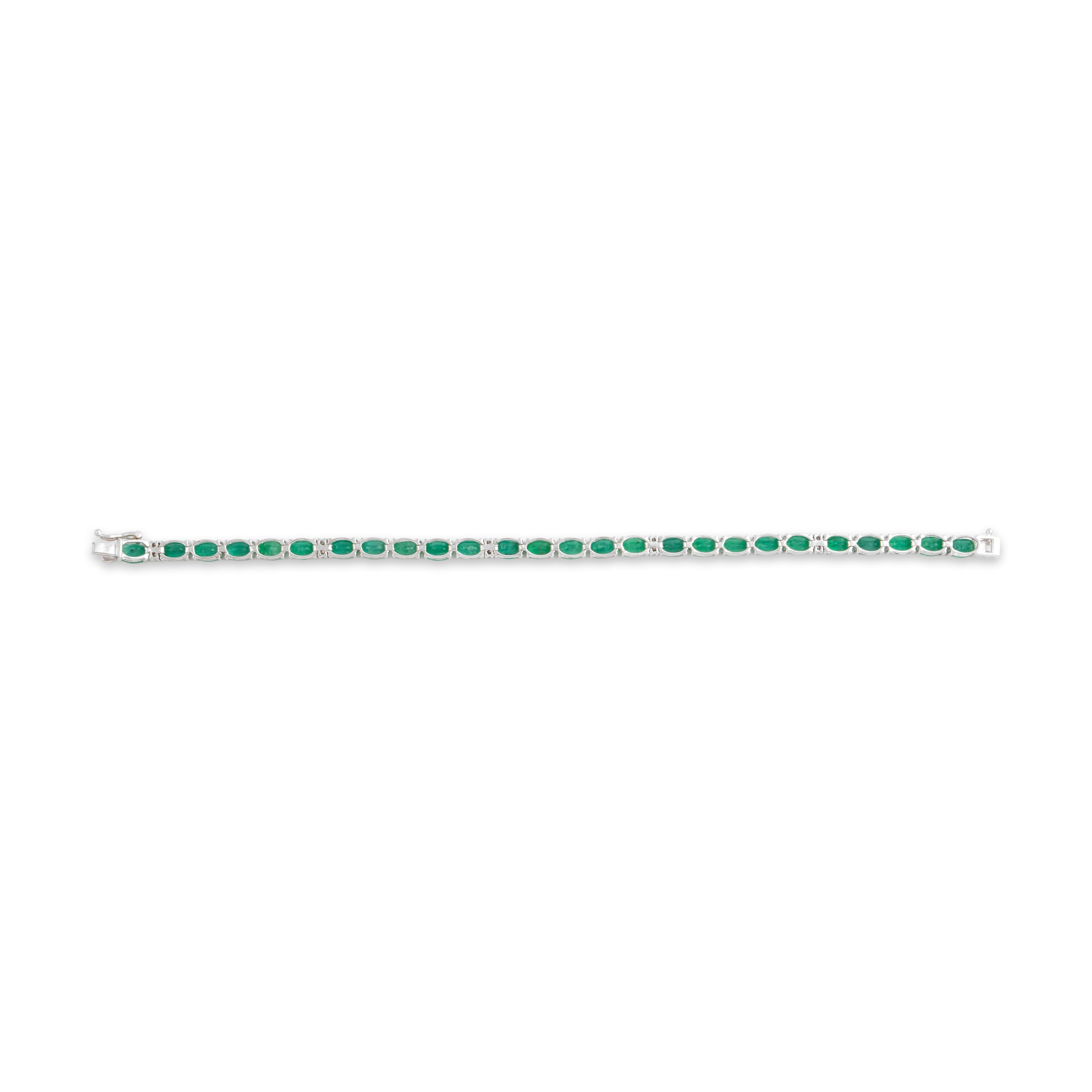 Vintage 14k White Gold 10.7cttw Emerald Diamond Elegant Oval Tennis Bracelet - Back view