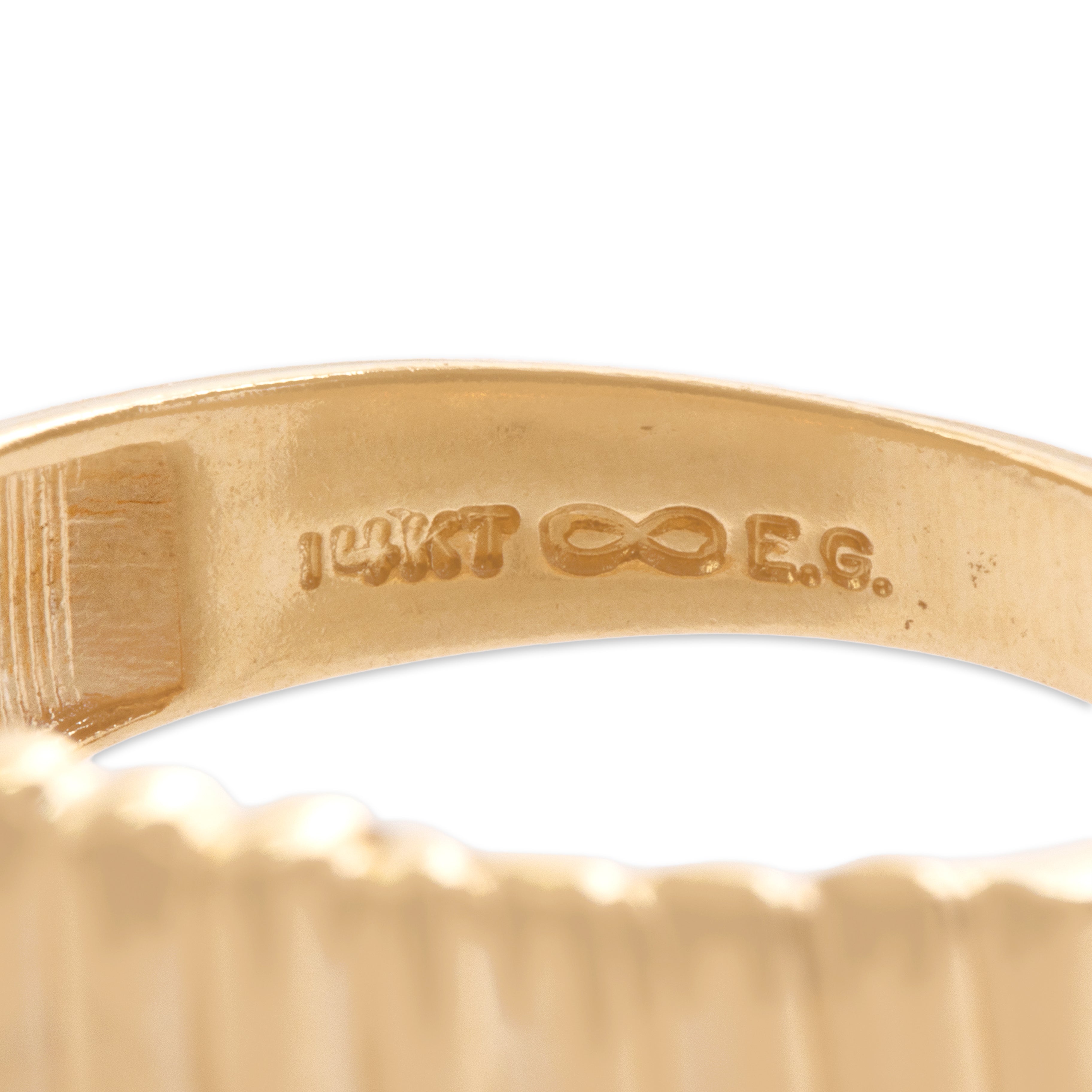 Vintage 14k Yellow Gold Graduated Ribbed Band Ring - Hallmark view
