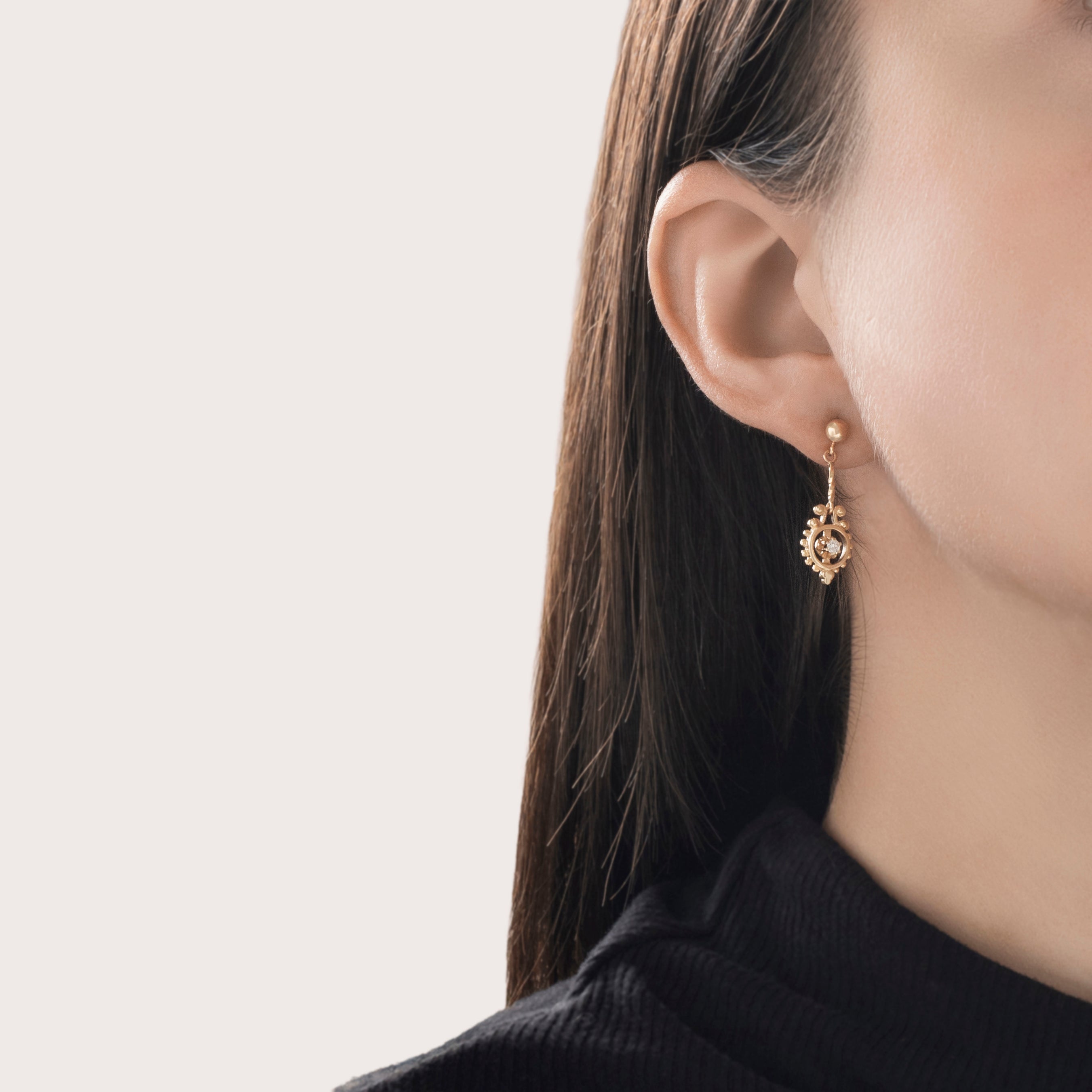 Vintage 14k Yellow Gold Diamond Decorated Frame Dangle Earrings