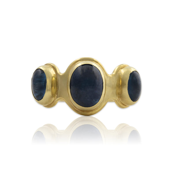 Vintage 18k Yellow Gold 2.5cttw Sapphire Trio of Blues Ring 5.75