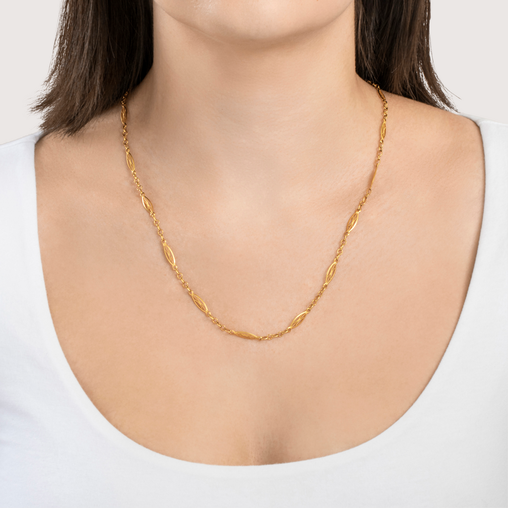 Antique French 18k Yellow Gold Wonderful Filigree Chain Necklace 20.75"