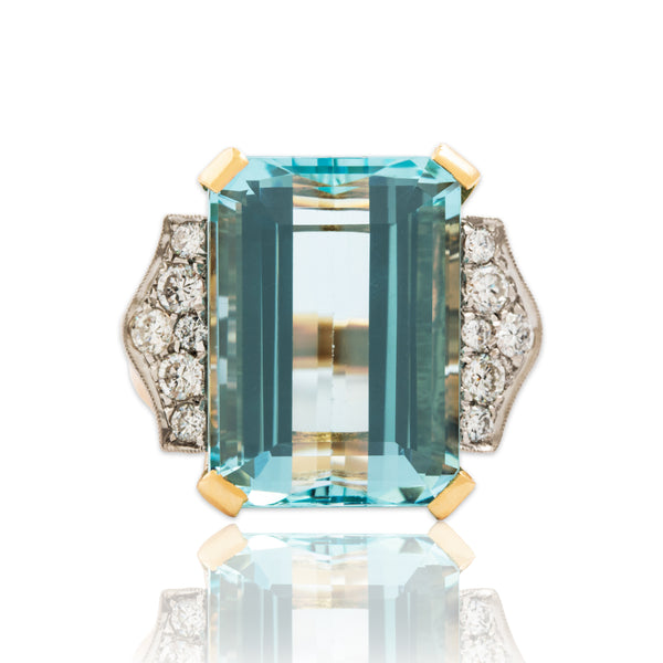 Vintage 18k Yellow Gold 18ct Aquamarine .7cttw Diamond Exceptional Cocktail Ring 5.50