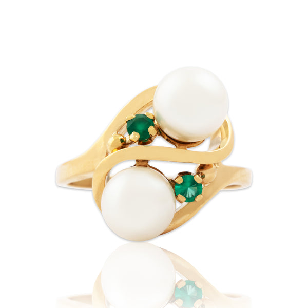 Vintage 18k Yellow Gold Pearl Green Chalcedony Double Twist Ring 5.75