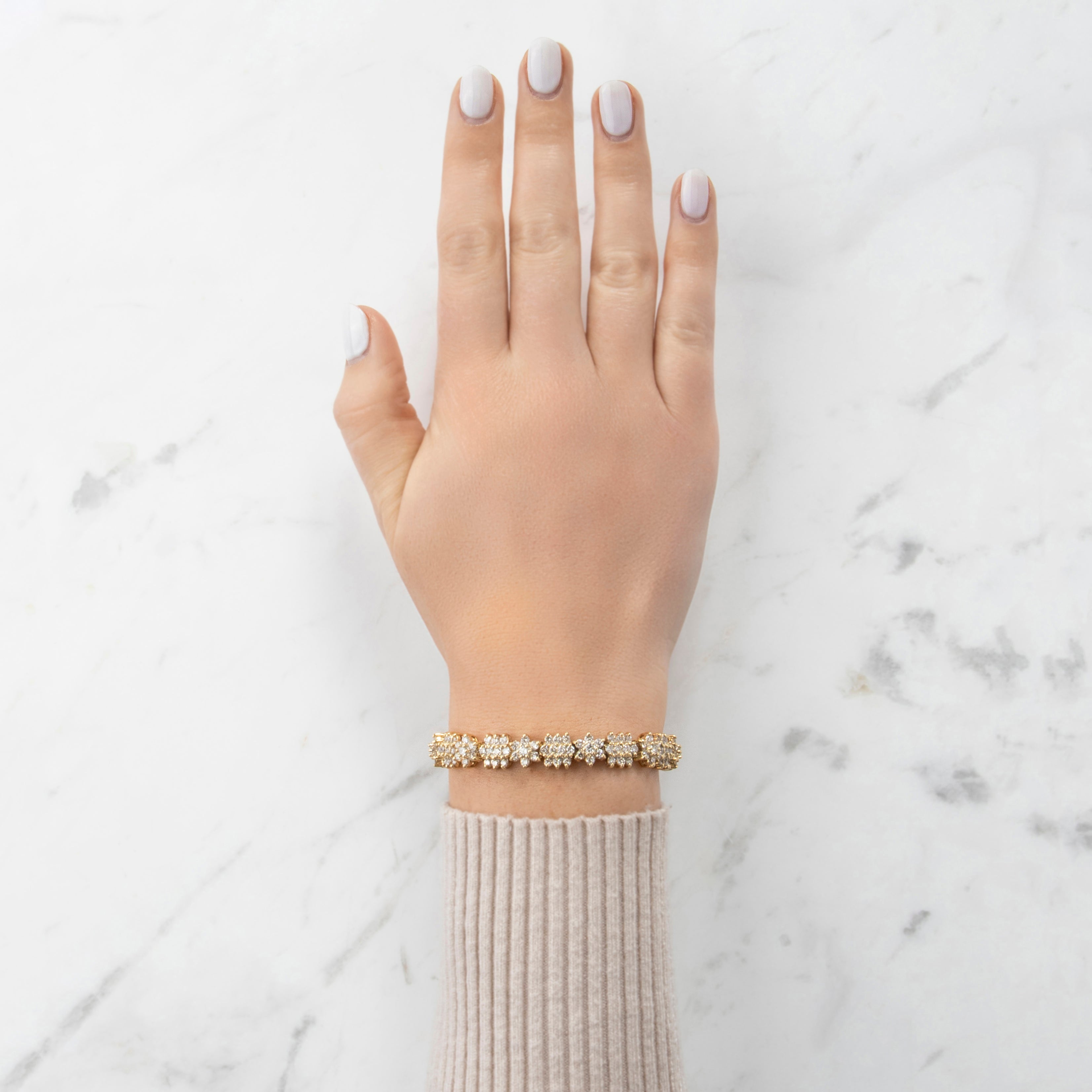 Vintage 14k Yellow Gold 6.888cttw Diamond Bold Floriform Cluster Bracelet - On model view