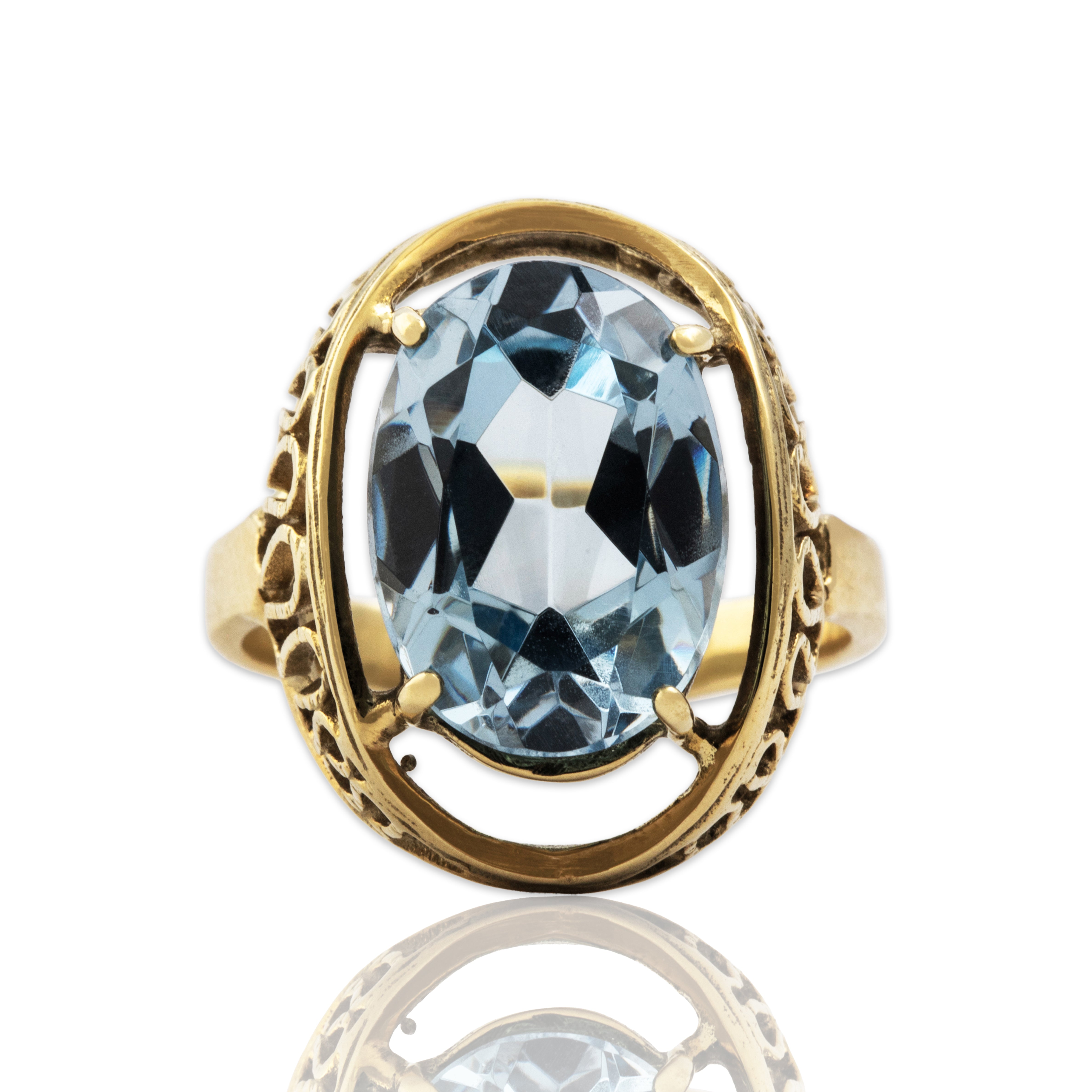 Vintage 14k Gold Pale Blue Glass Filigree Openwork Border Cocktail Ring - Close-up view