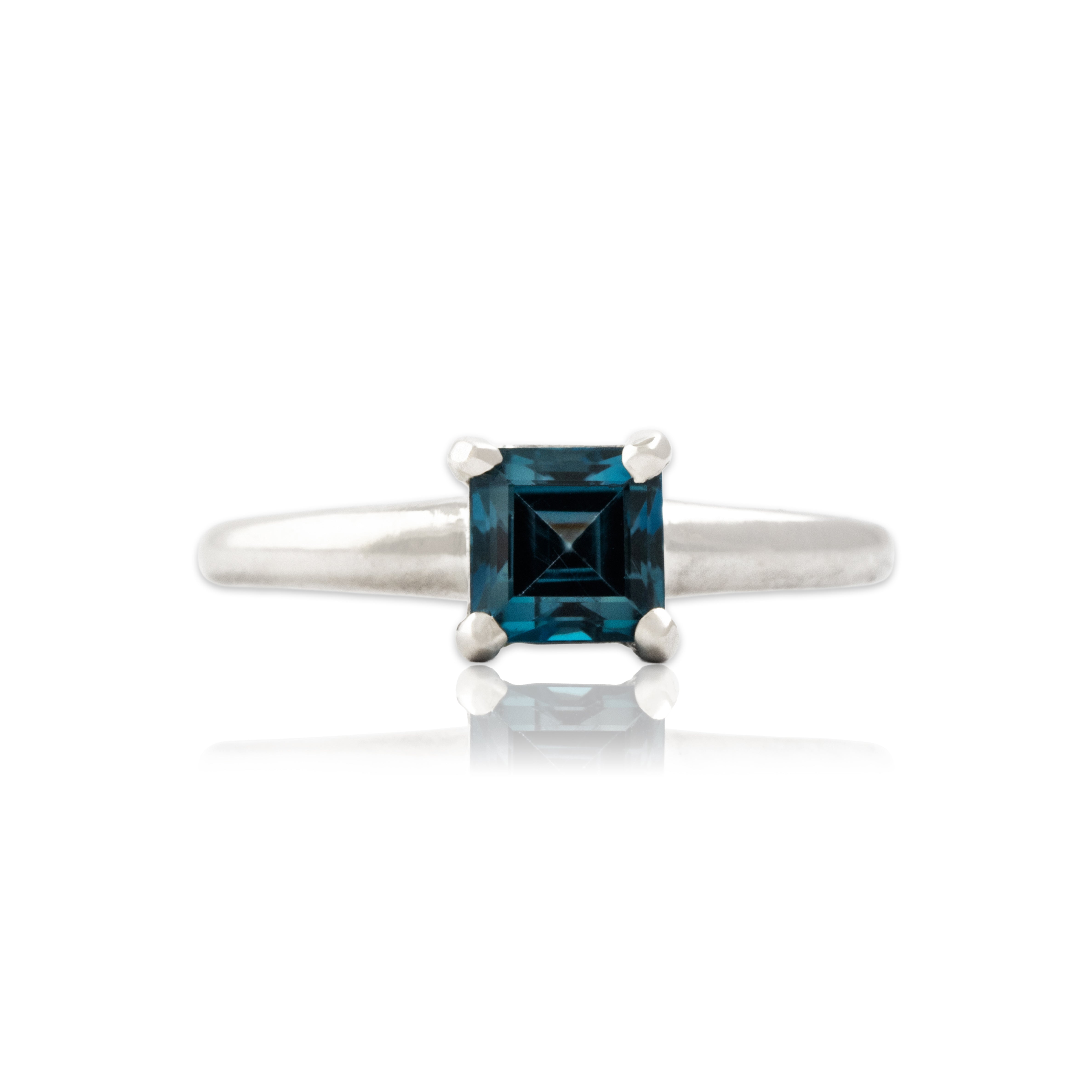 Vintage 14k White Gold 1ct London Blue Topaz Simple Solitaire Square Ring 7.00