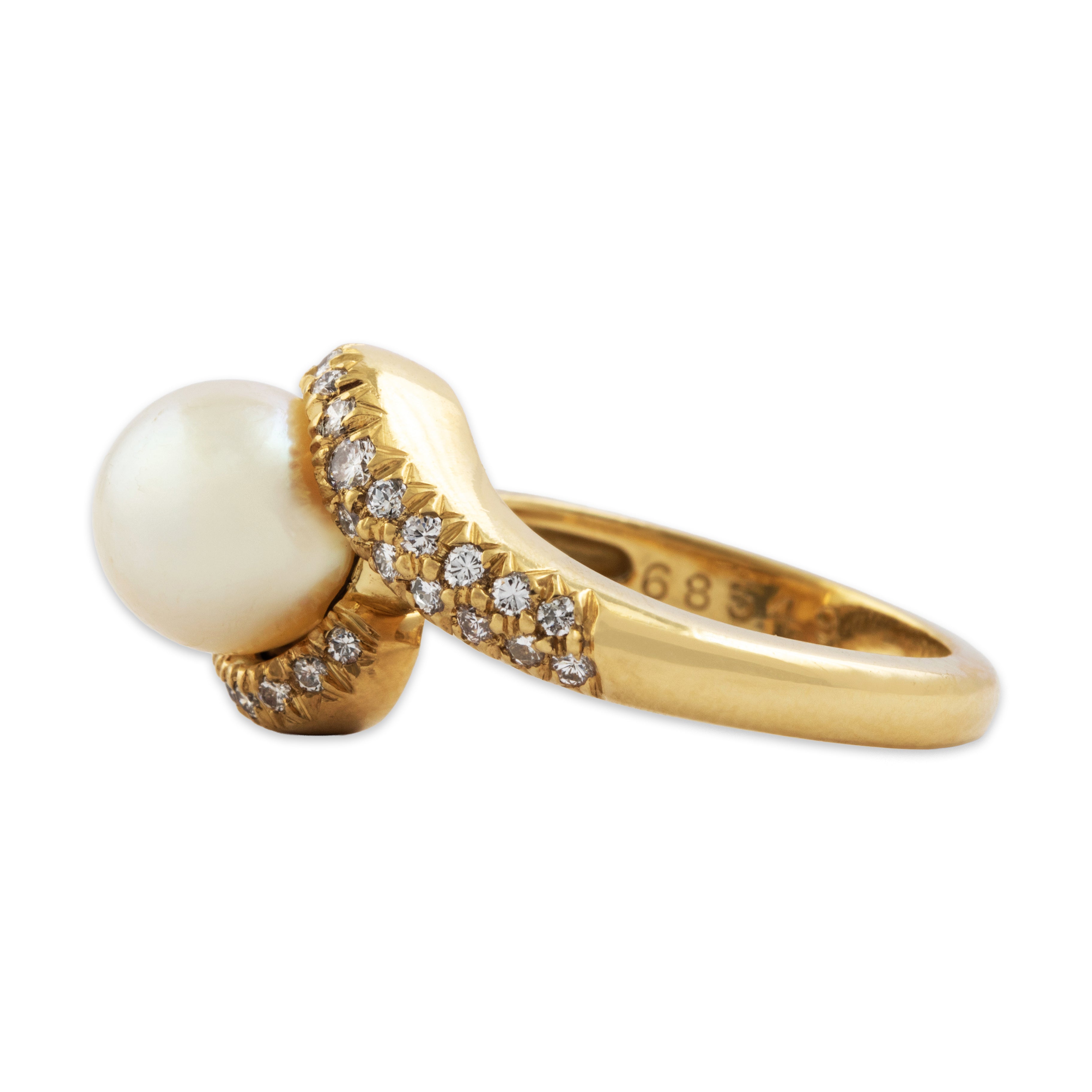 Vintage Kurt Wayne Heavy 18k Yellow Gold Pearl .388cttw Diamond Ring 6.50