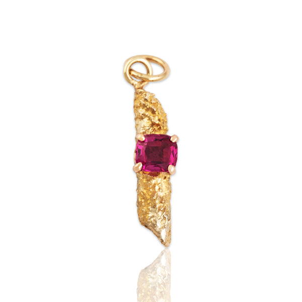 Antique 14k Yellow Gold Synthetic Ruby Bold Textured Tube Charm / Pendant