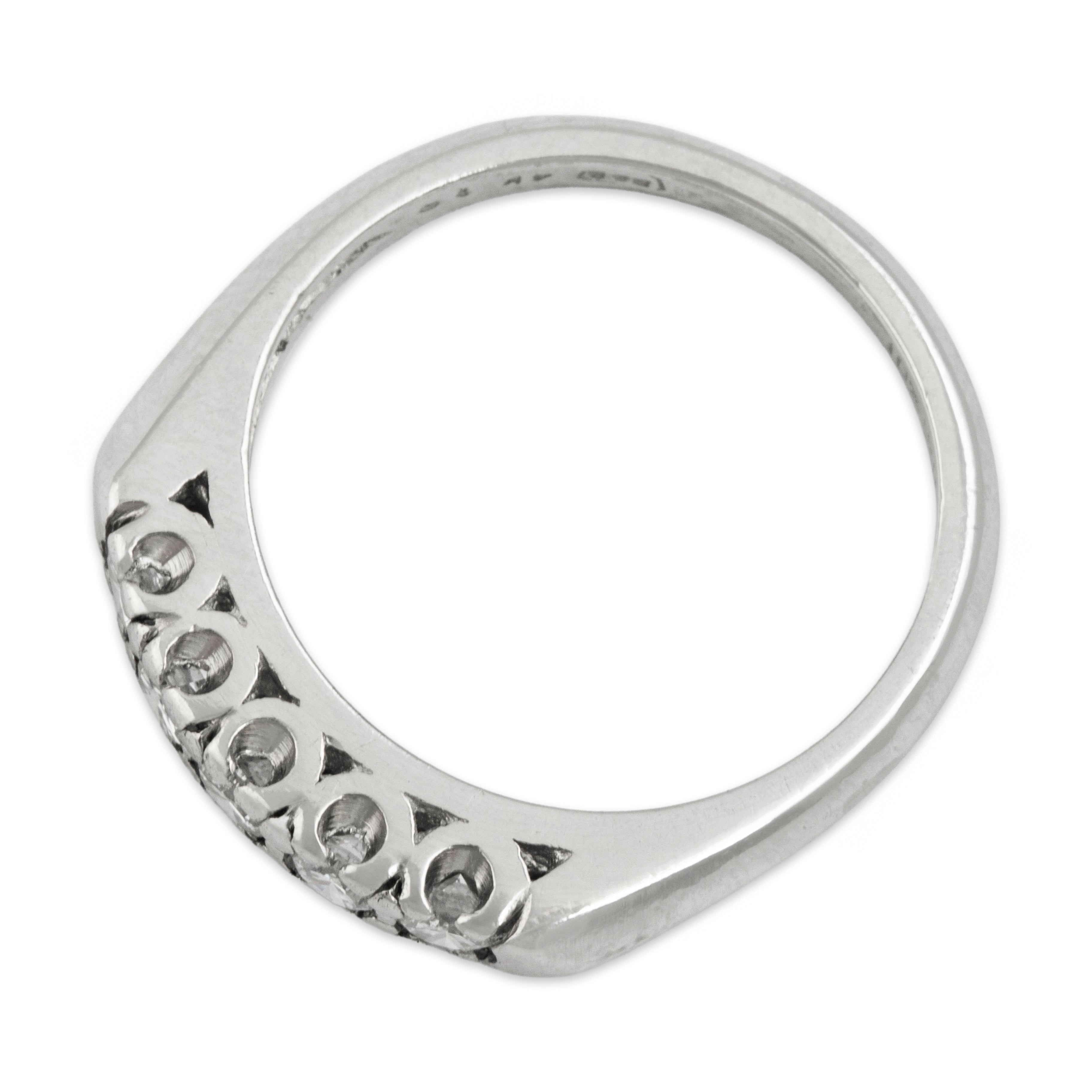 Vintage Platinum .29cttw Diamond Lovely Five-Stone Band Ring - detail view #1