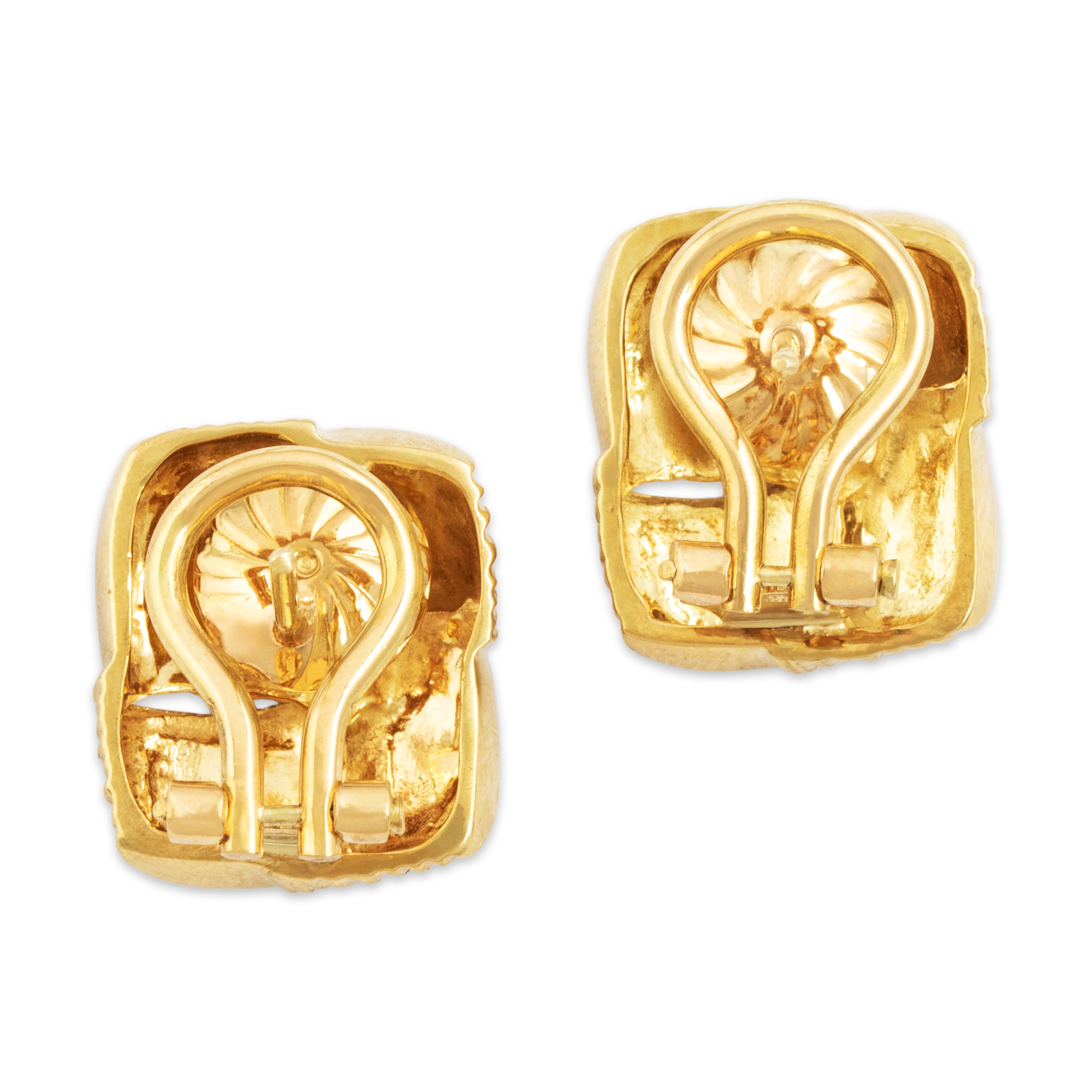 Vintage Italian 18k Yellow Gold Wonderful Chunky Woven Square Earrings - Back view