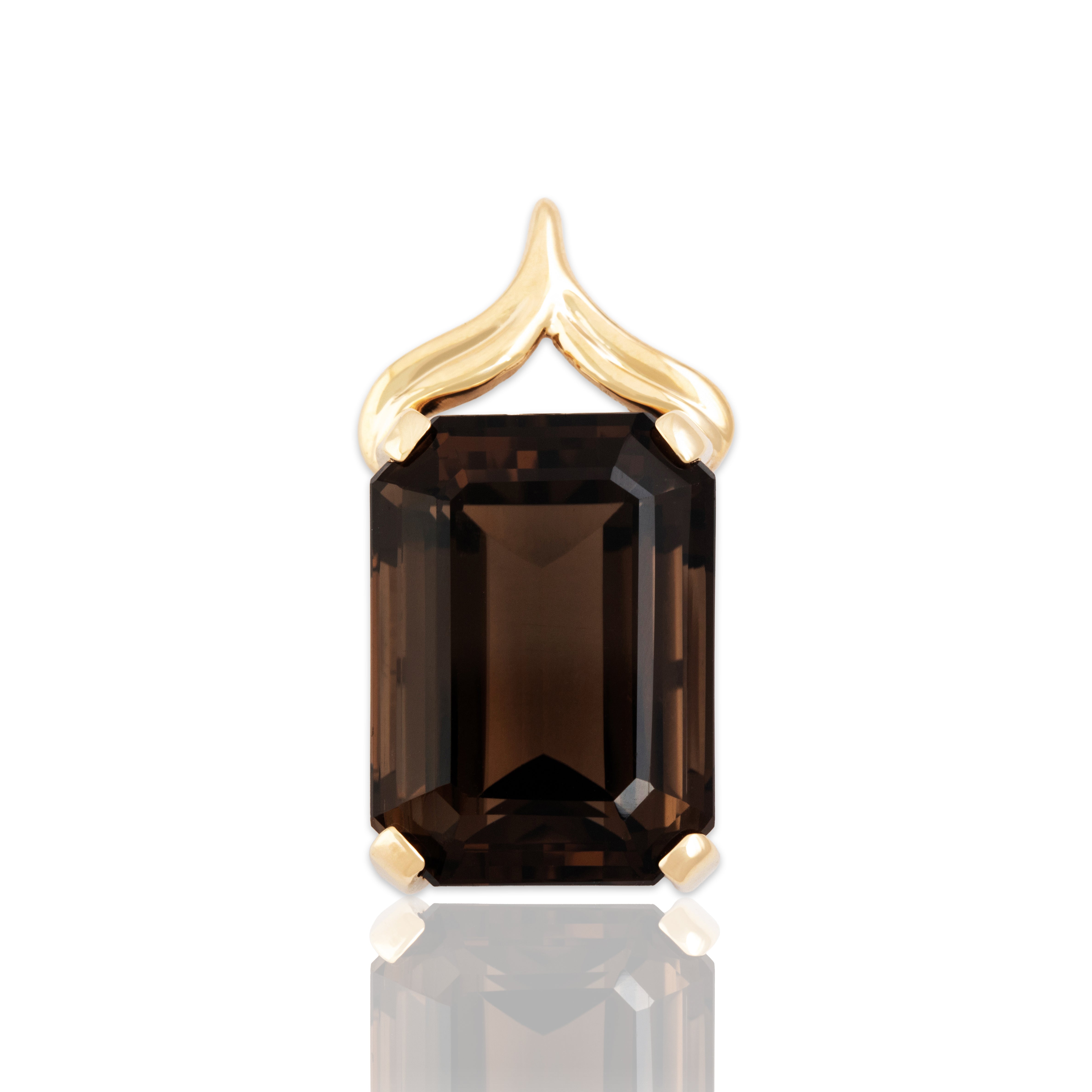 Vintage Large 14k Yellow Gold 15ct Smoky Quartz Bold Emerald-Cut Pendant - Close-up view
