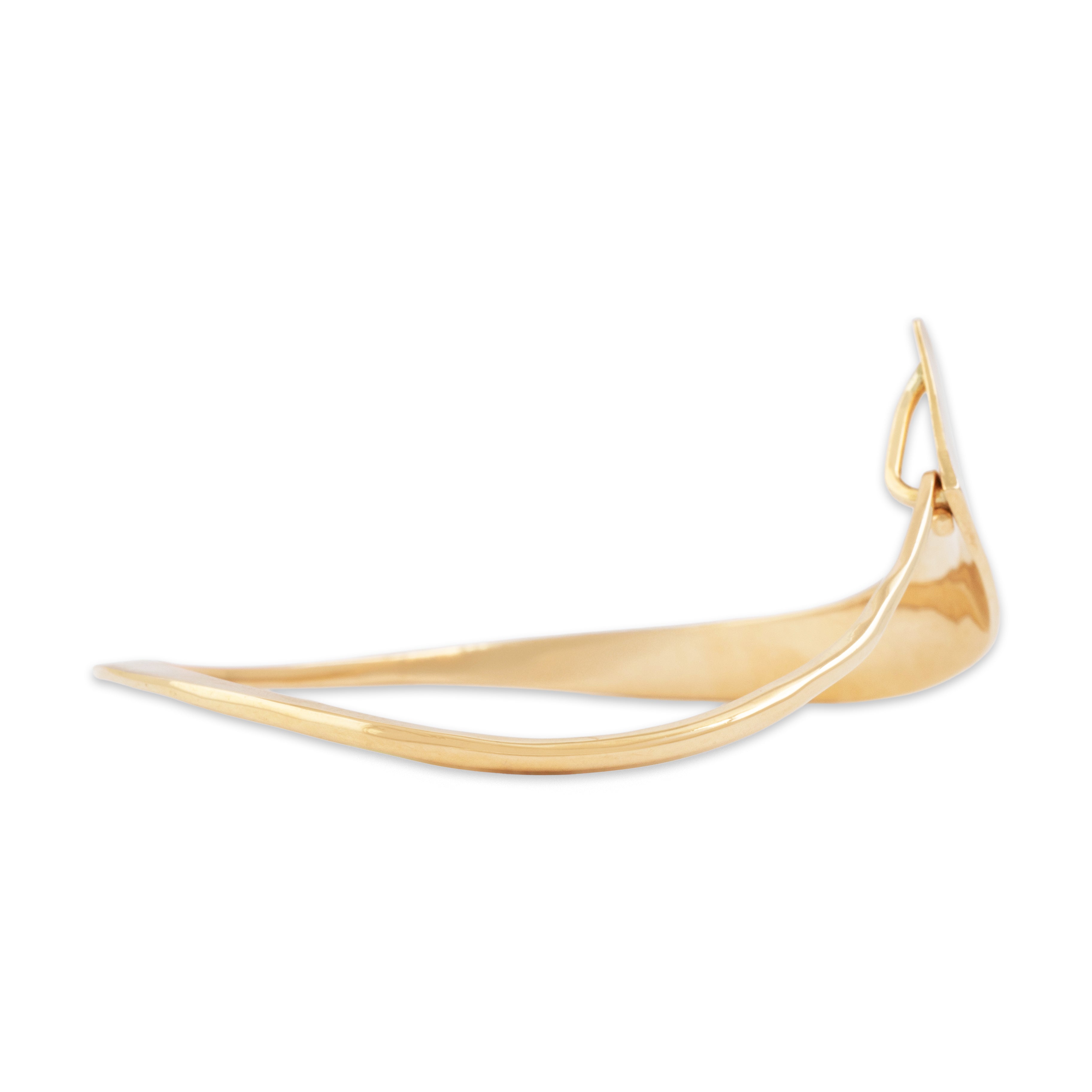 Vintage 14k Yellow Gold Asymmetric Hammered Twisted Cuff Bracelet - detail view #4