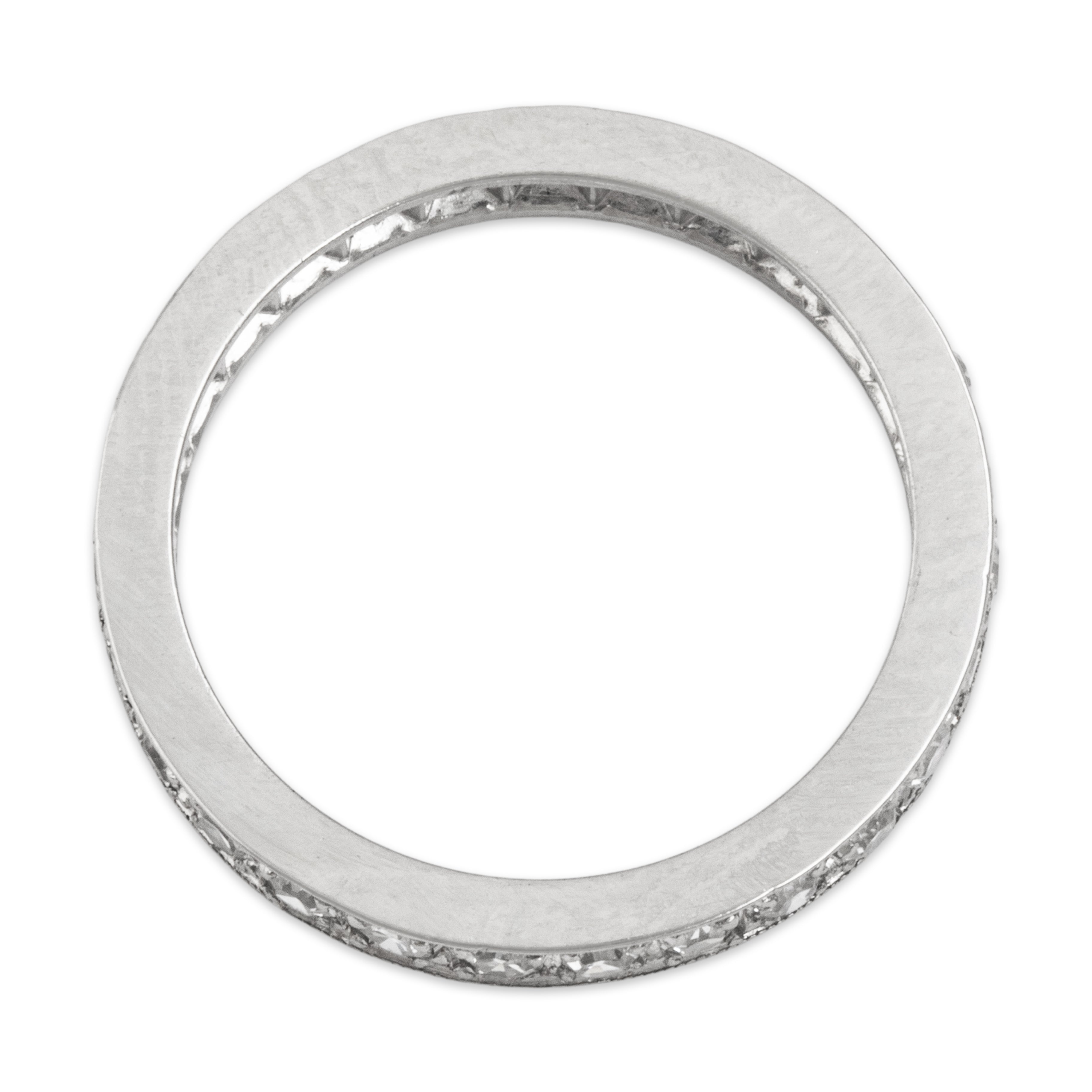 Vintage Platinum .849cttw Diamond Sparkling Eternity Band Ring 5.75