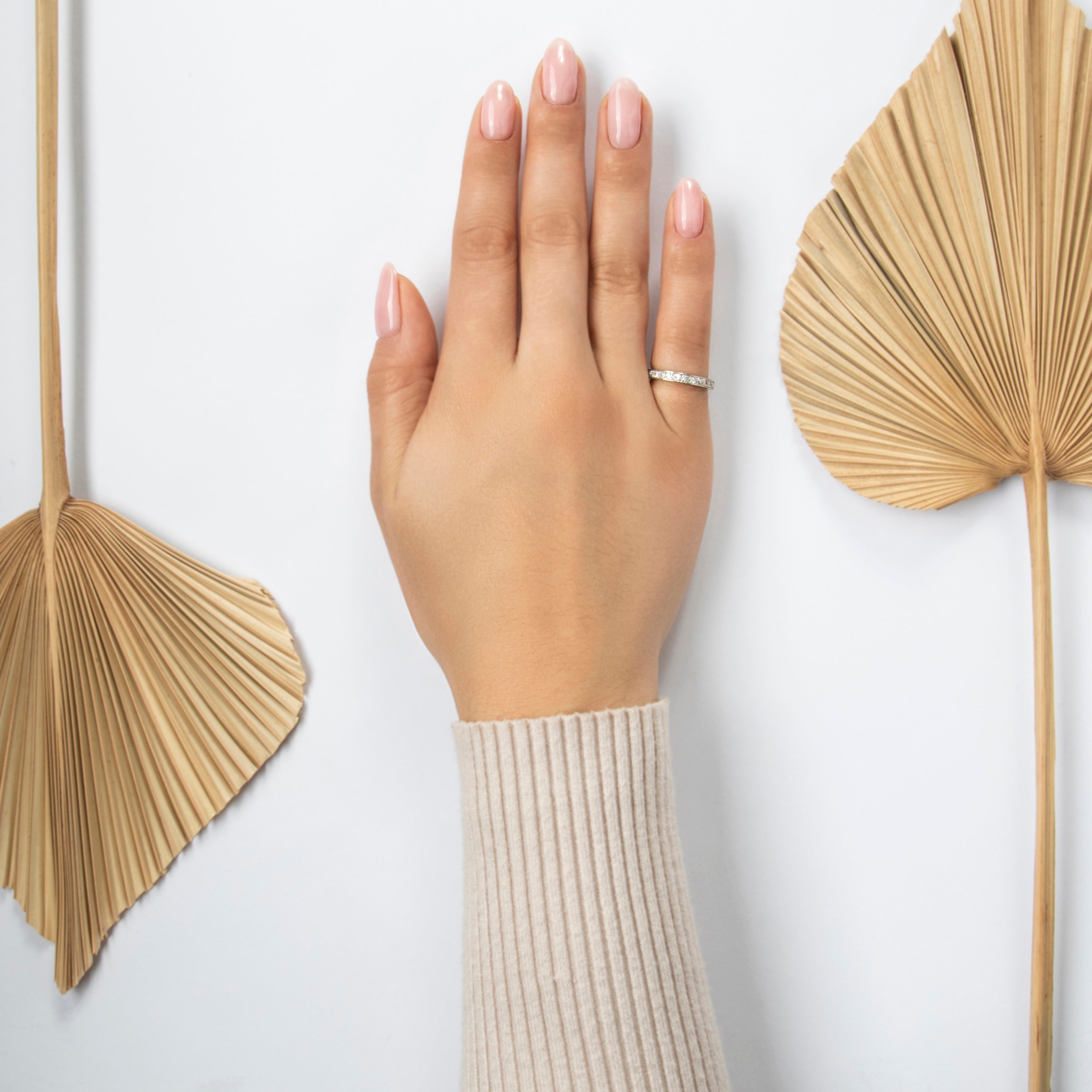 Vintage Platinum .849cttw Diamond Classic Sparkling Eternity Band Ring - On model view