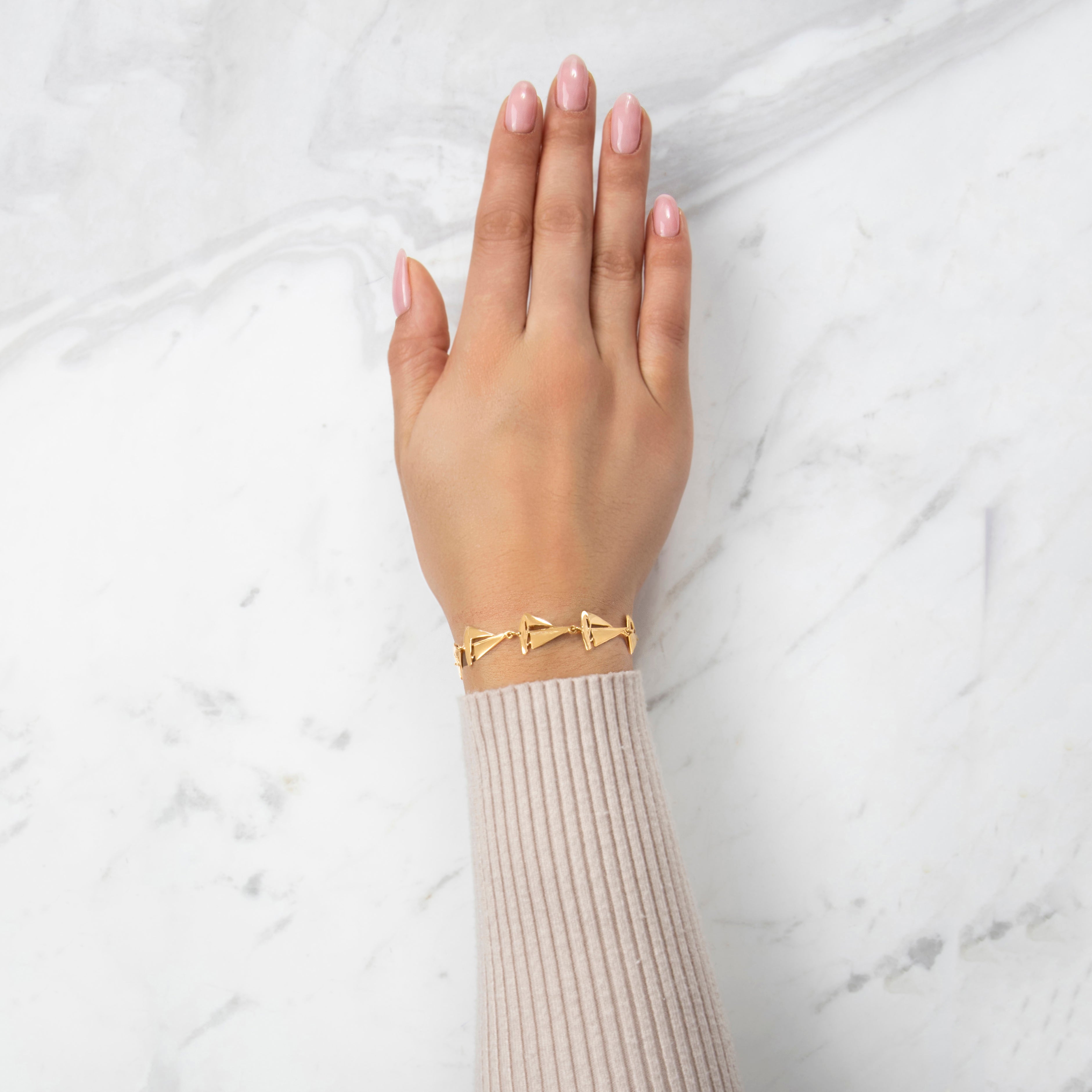 Vintage 14k Yellow Gold Pretty Nautical Sailboat Link Bracelet 6.5