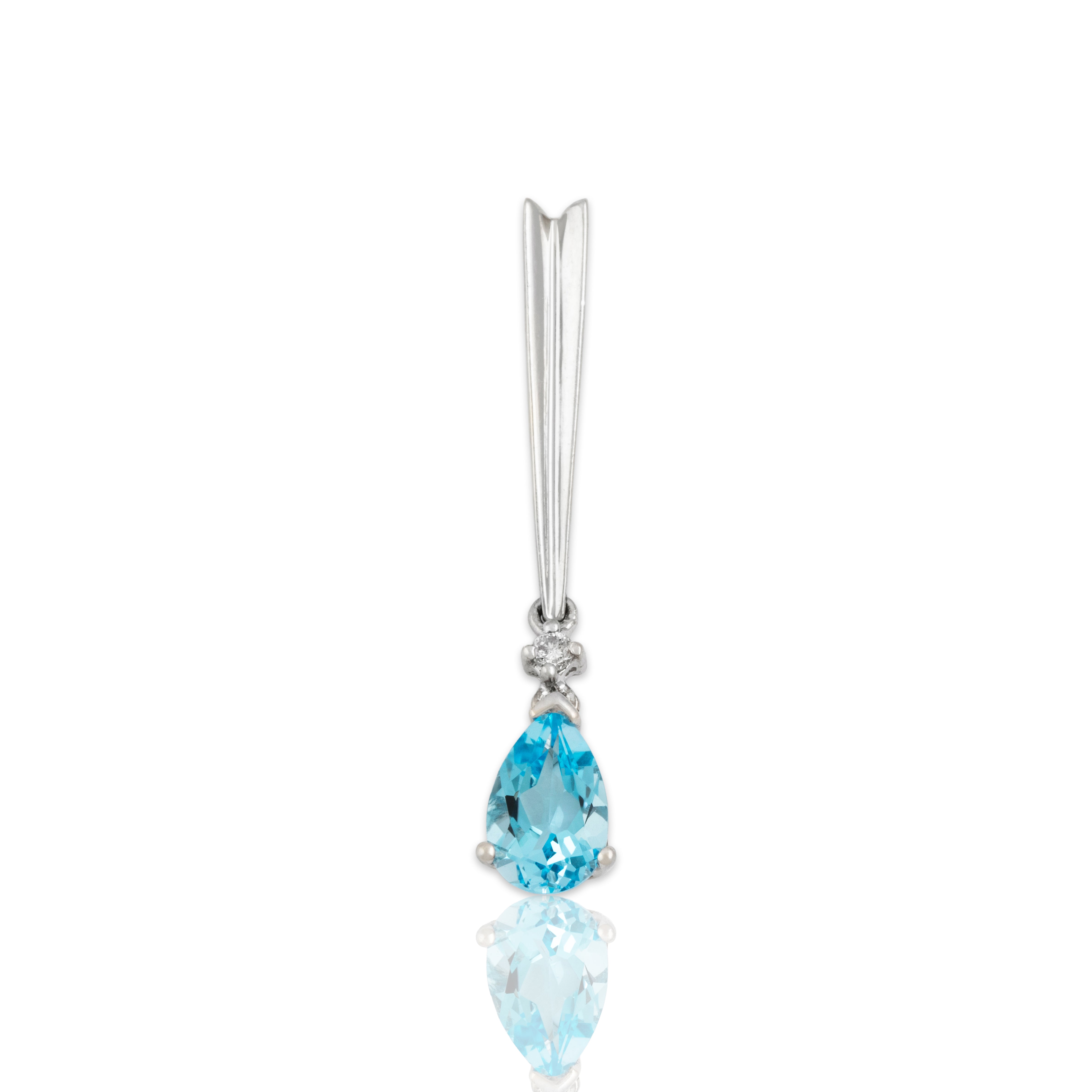 Vintage 14k White Gold Blue Topaz Diamond Lovely Long Teardrop Pendant - Close-up view