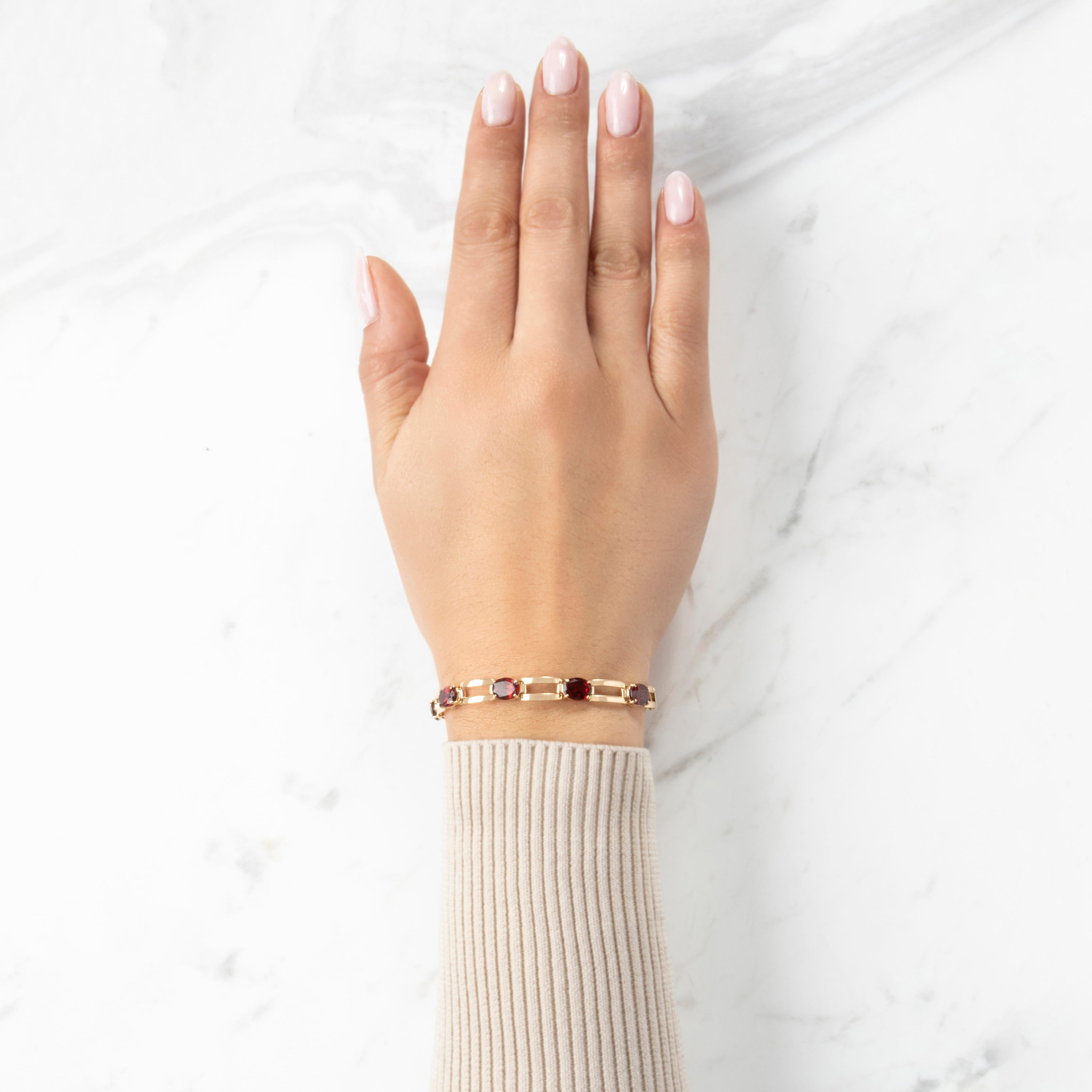 Vintage 14k Yellow Gold 10.5cttw Garnet Chic Rectangle Line Link Bracelet - On model view