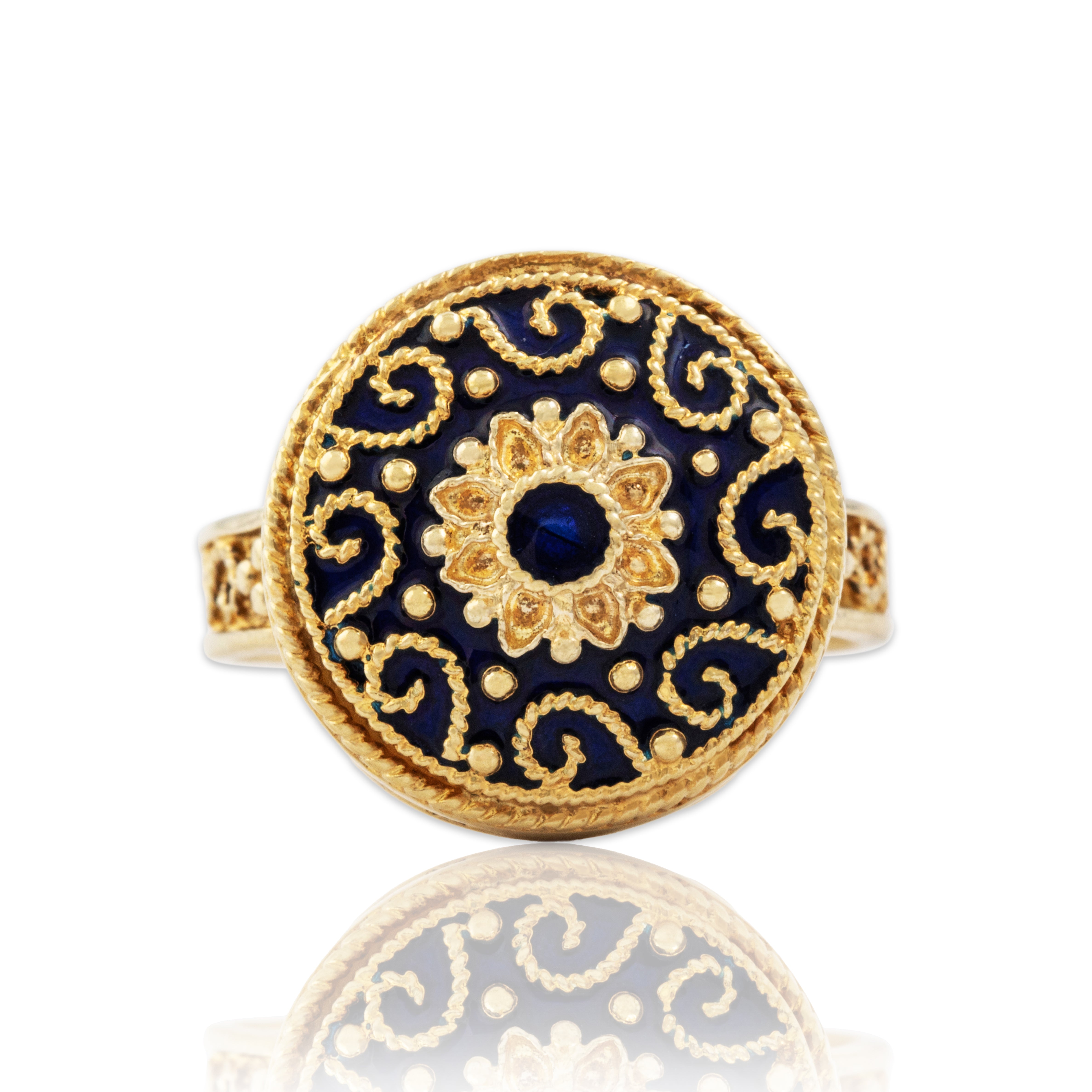 Vintage 18k Yellow Gold Intricate Royal Blue Enamel Dome Ring - Close-up view