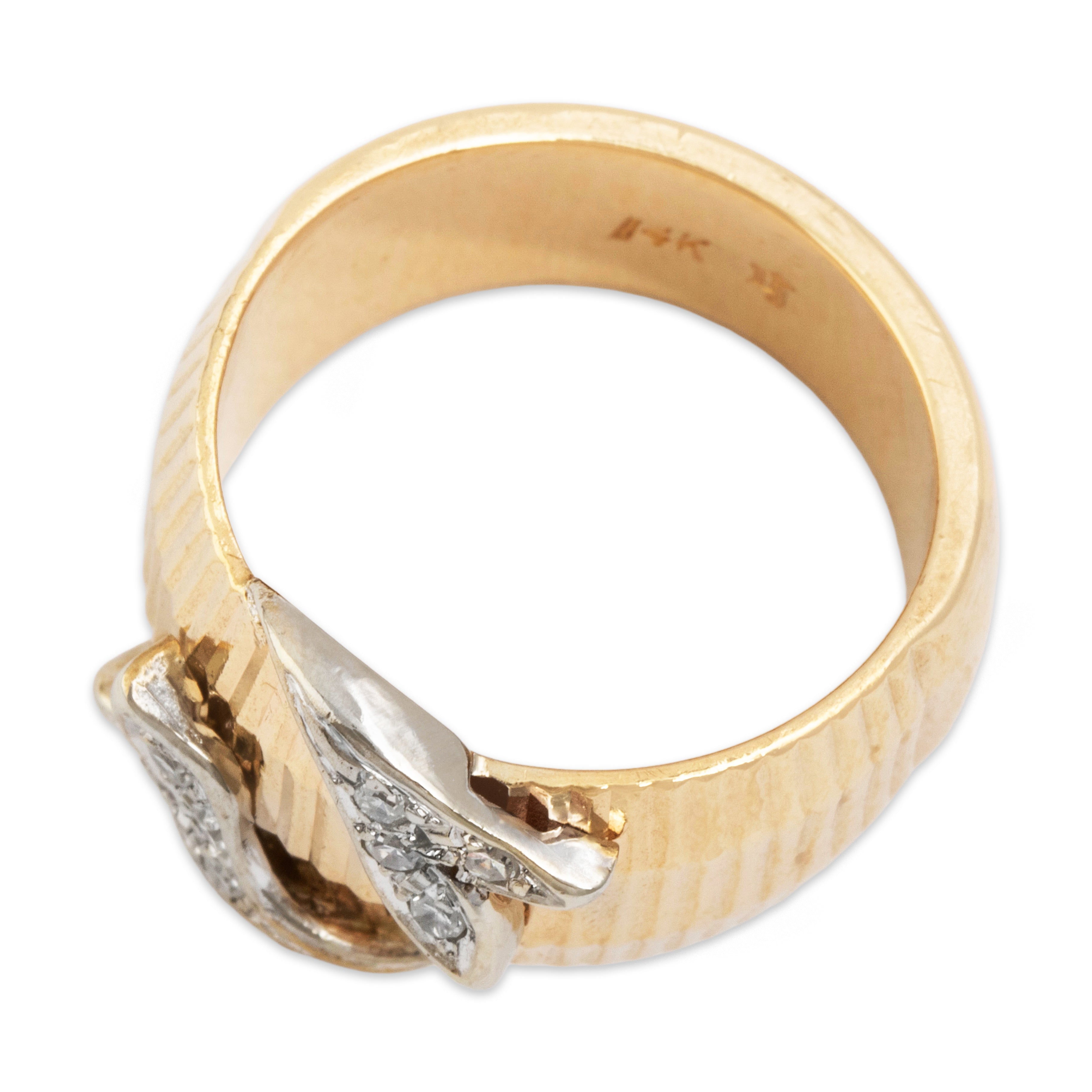 Vintage Heavy Wide 14k Yellow Gold Diamond Ribbed Foliate Ring - Overall view