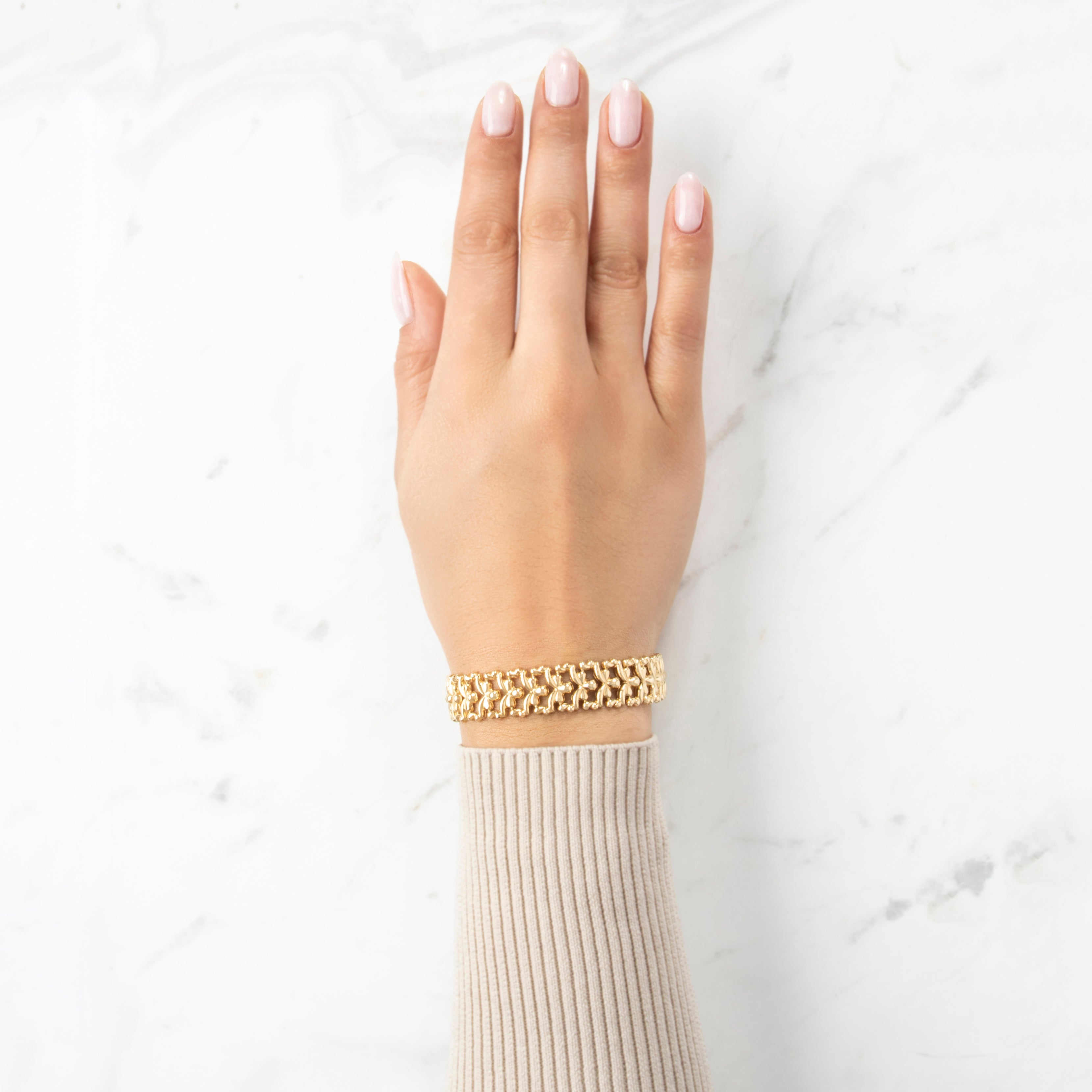 Vintage Italian 14k Yellow Gold Open Bow Chain Bracelet - On model view